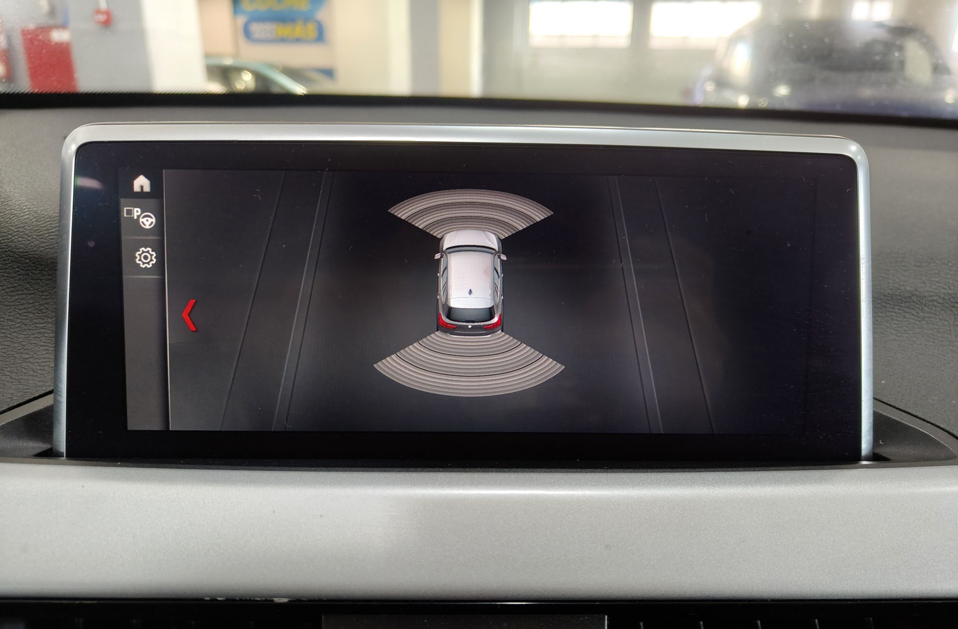 BMW X1 sDrive18d - foto 8