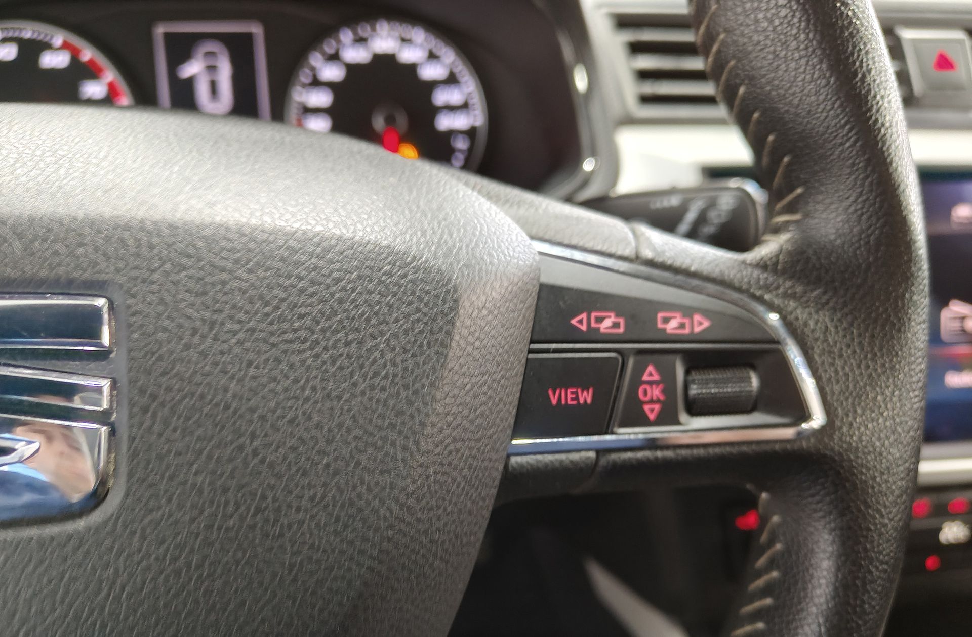 SEAT Arona 1.0 TSI Ecomotive Xcellence - foto 26