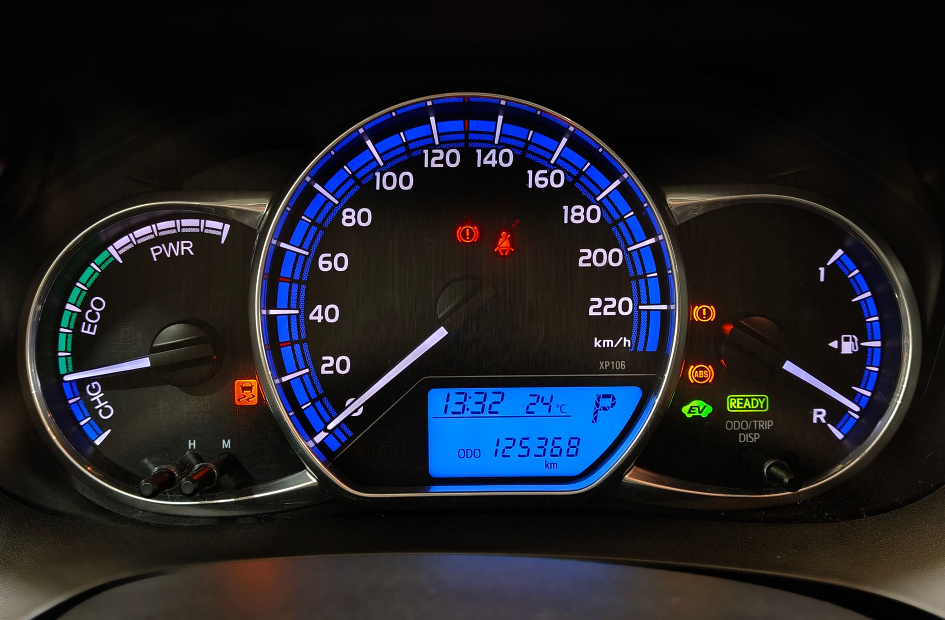 Toyota Yaris 1.5 Hybrid Feel - foto 28