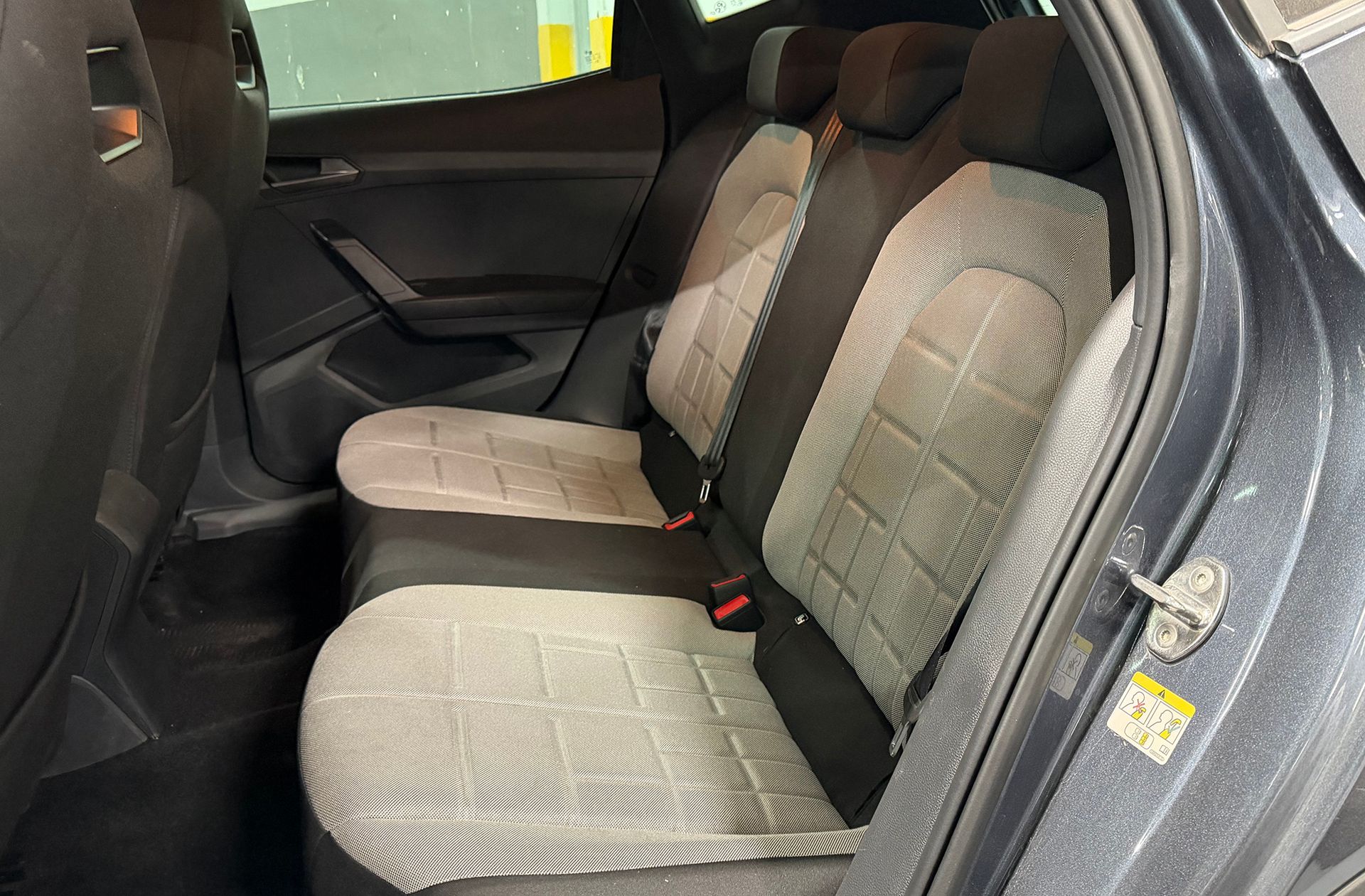 SEAT Arona 1.0 TSI FR - foto 13