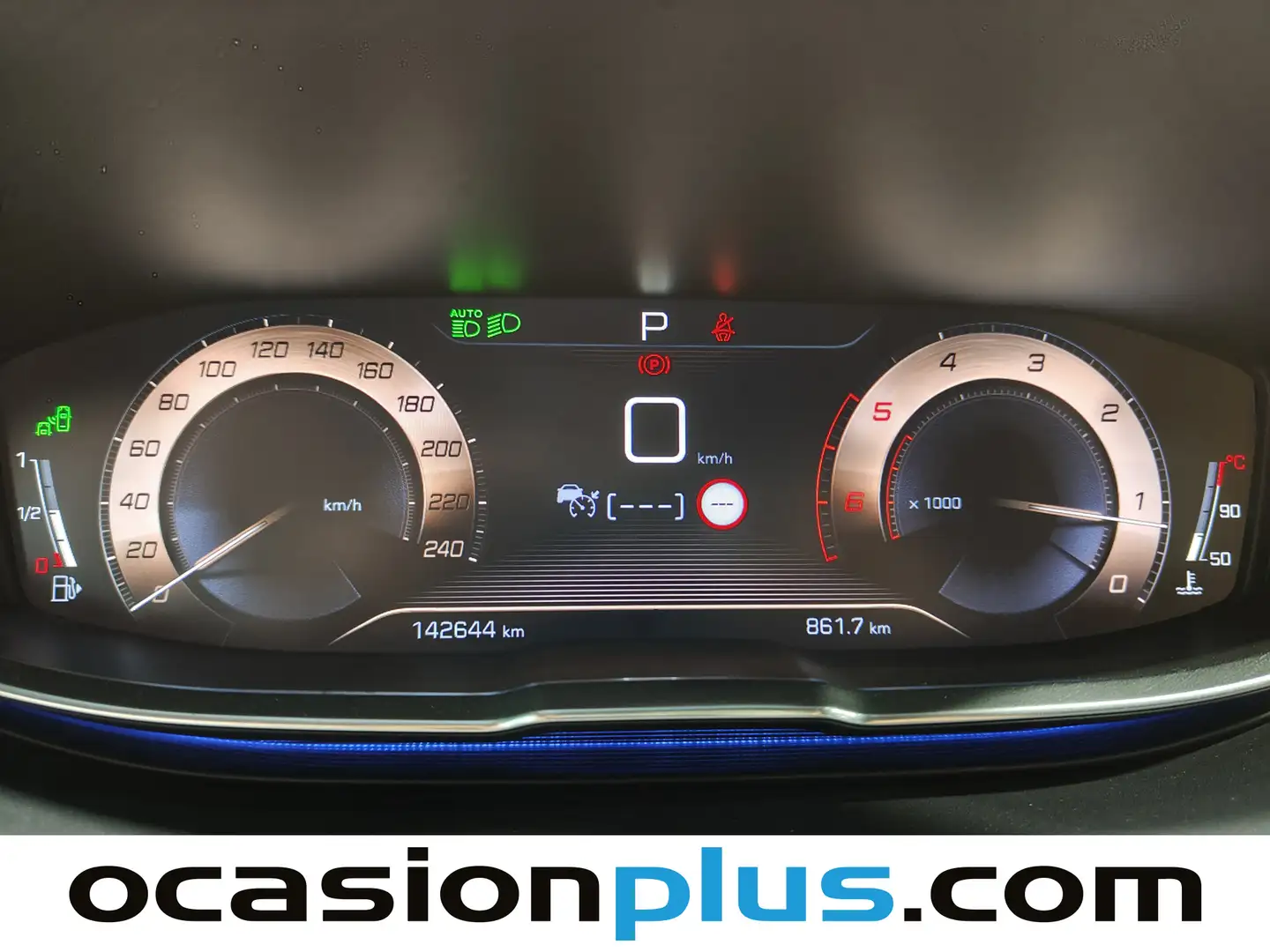 Foto Peugeot 3008 Peugeot 3008 BlueHDI 130 S&S GT Line EAT8 (130 CV)