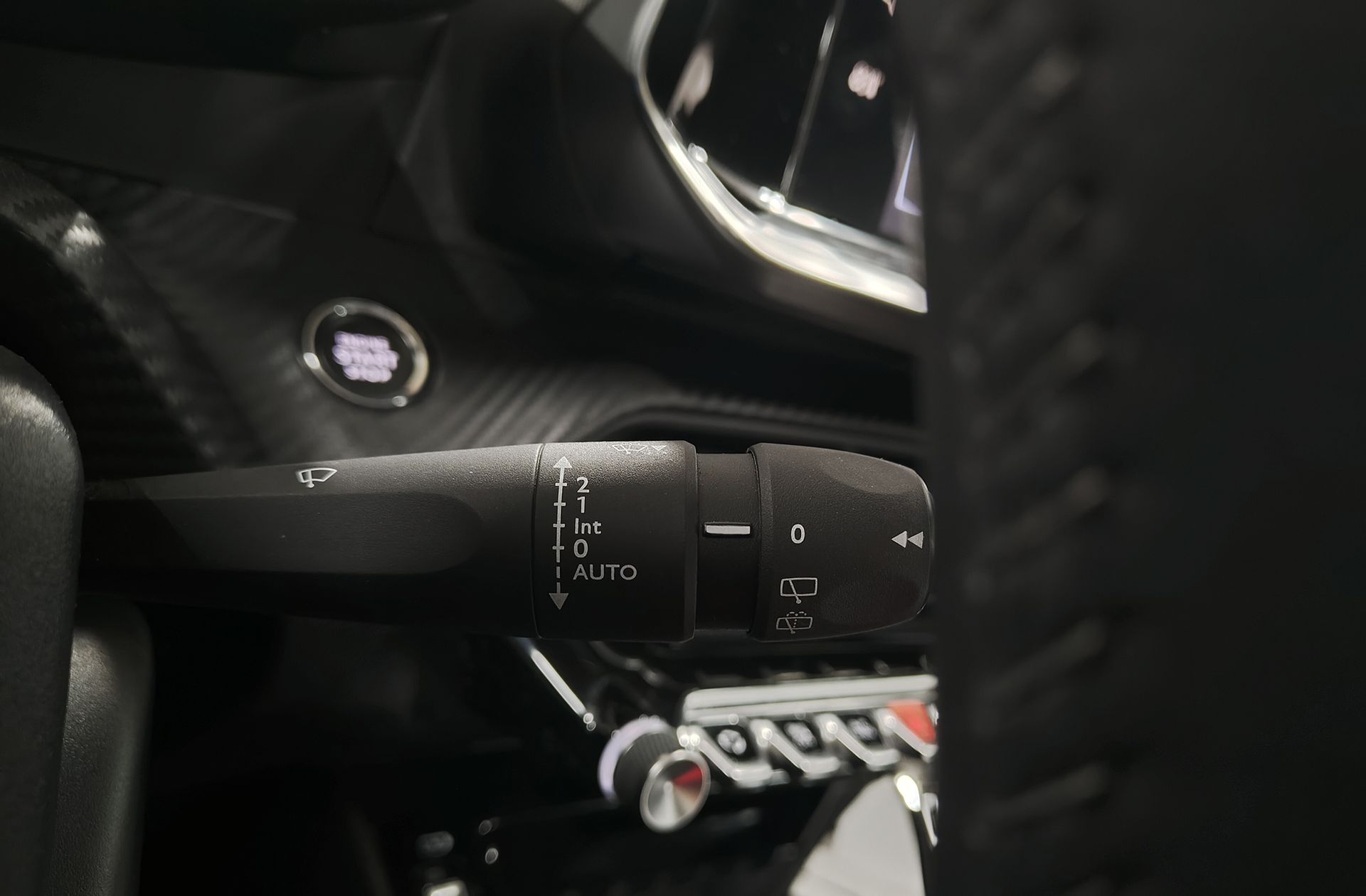 Peugeot 208 BlueHDi 100 Allure Pack - foto 30