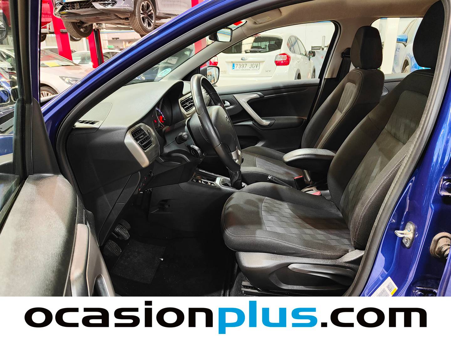 Foto asientos delanteros Citroën C-Elysée Citroën C-Elysee PureTech 82 Shine (82 CV)