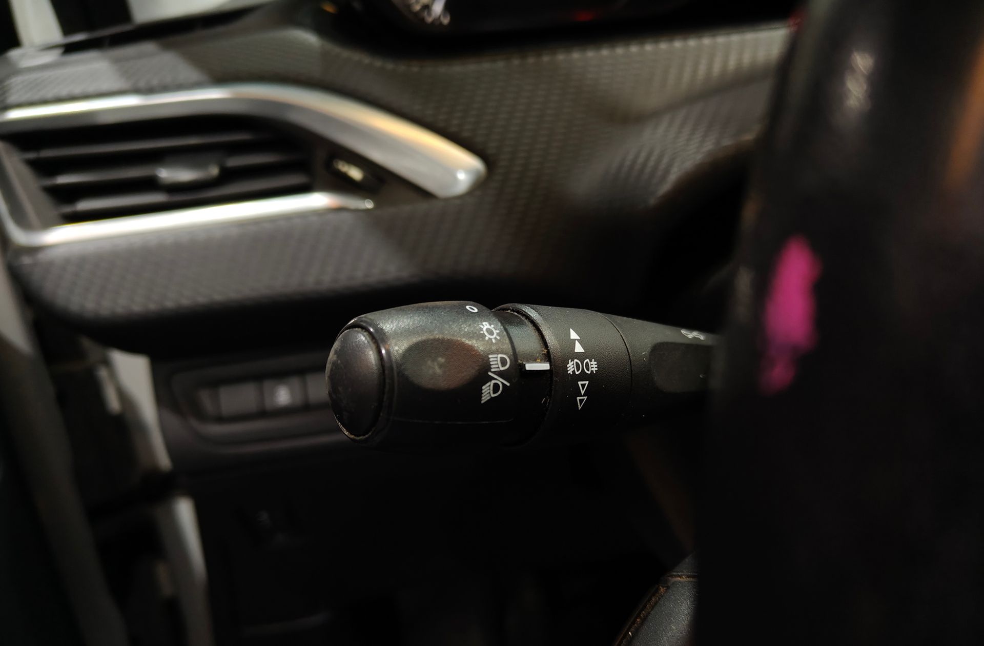 Peugeot 208 PureTech 82 Style - foto 19