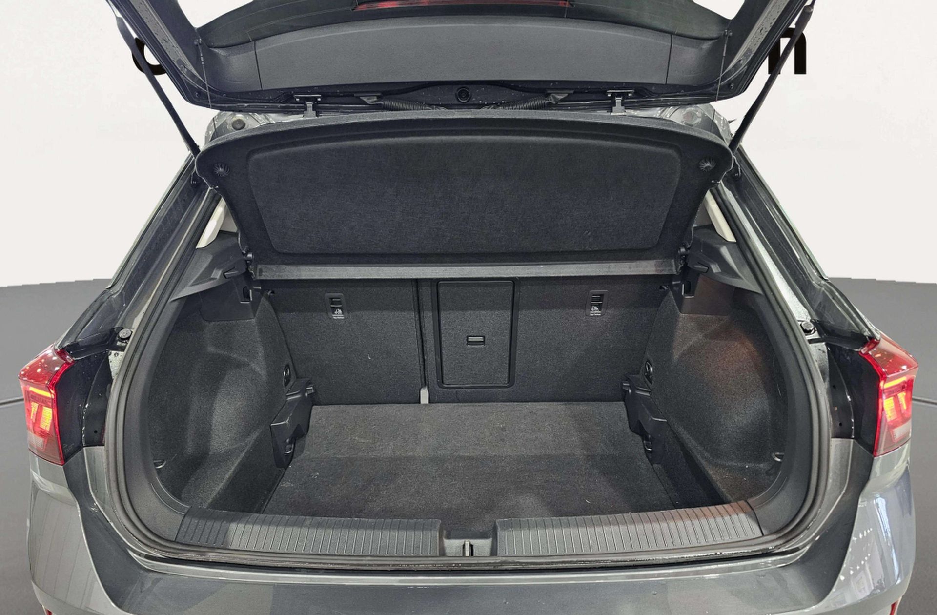Volkswagen T-Roc Life 2.0 TDI - foto 19