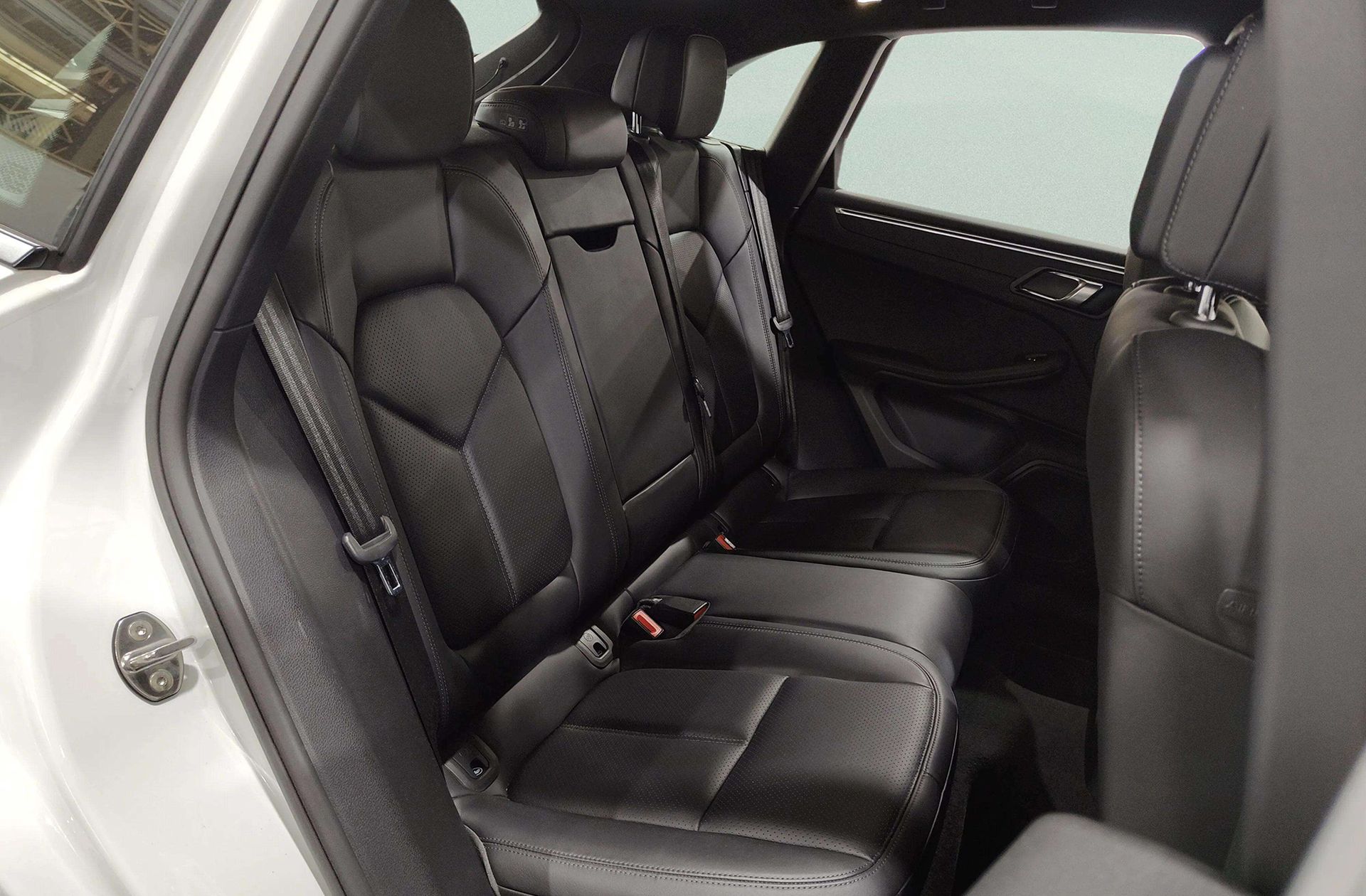 Porsche Macan - foto 25