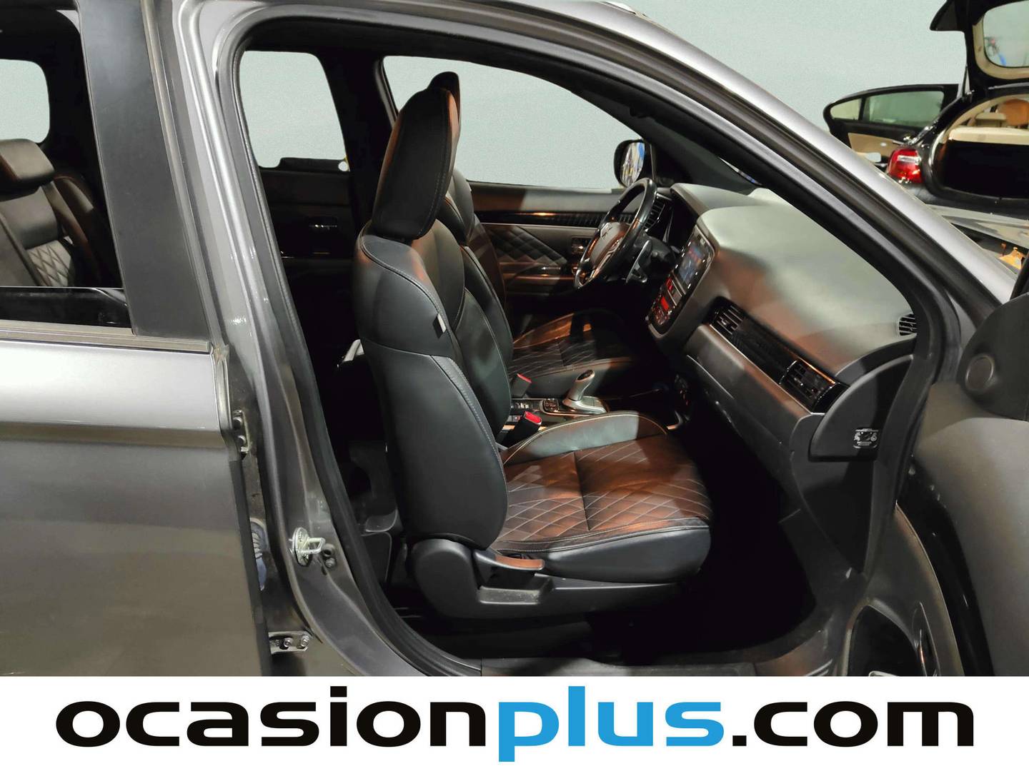 Foto Mitsubishi Outlander Mitsubishi Outlander 2.4 PHEV Kaiteki+ 4WD Auto (224 CV)