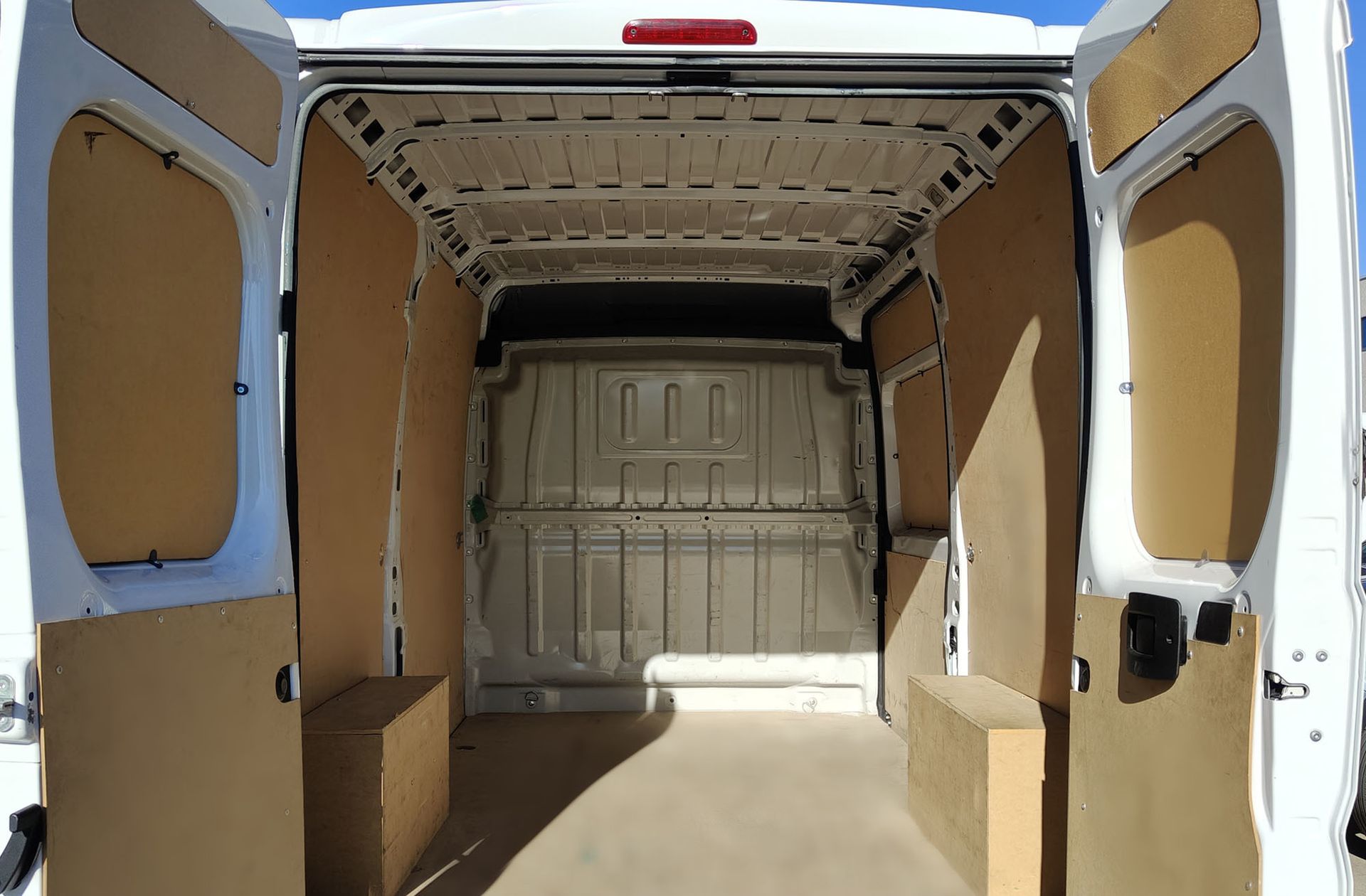 Fiat Ducato Furgon 35 2.2 MultiJet L2H2 - foto 14