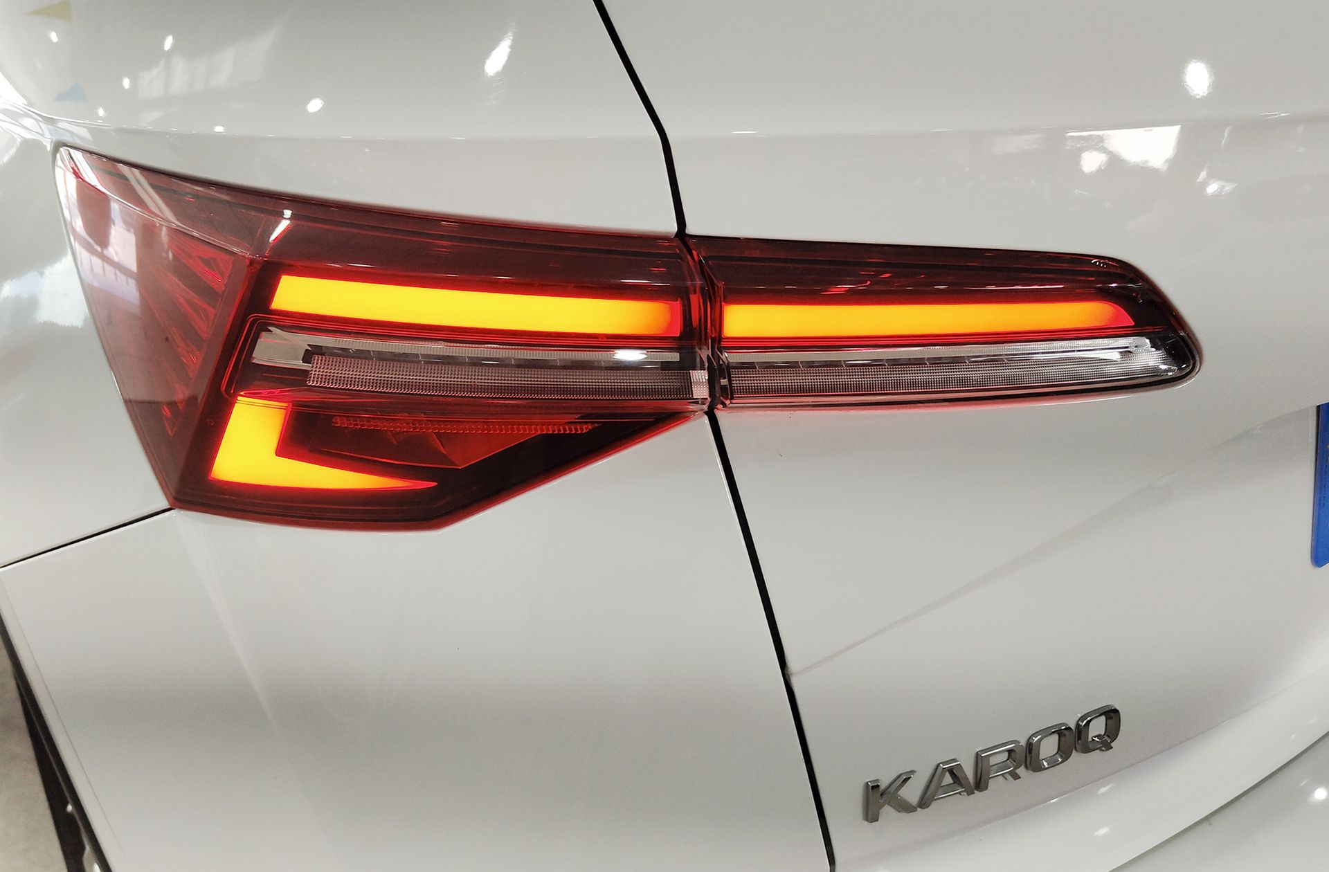 Škoda Karoq 2.0 TDI Selection - foto 16