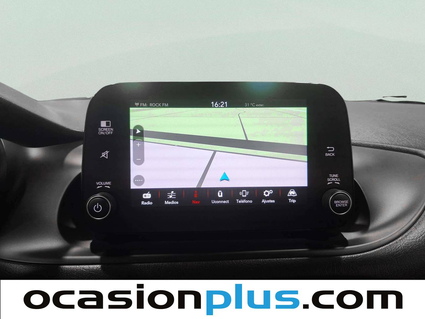 Extras y acabados del Fiat Tipo Fiat Tipo 1.0 Cross (100 CV)
