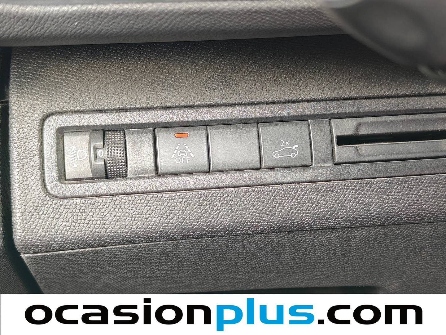 Acabados Peugeot 5008 Peugeot 5008 BlueHDI 130 S&S Allure Pack EAT8 (130 CV) 7 Plazas
