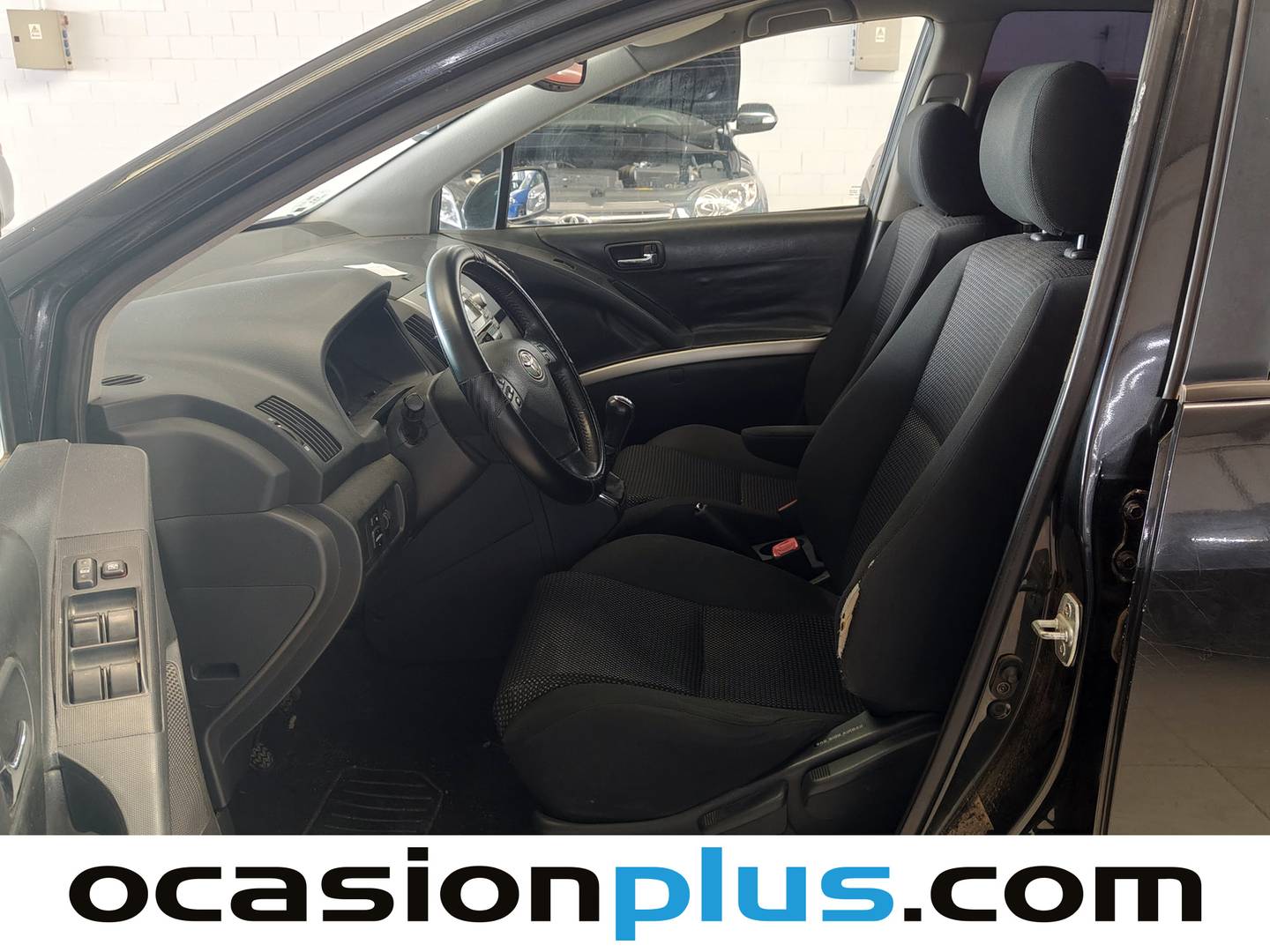 Foto asientos delanteros Toyota Corolla Verso Toyota Corolla Verso 2.2 D-4D Sport (177 CV) 7 Plazas