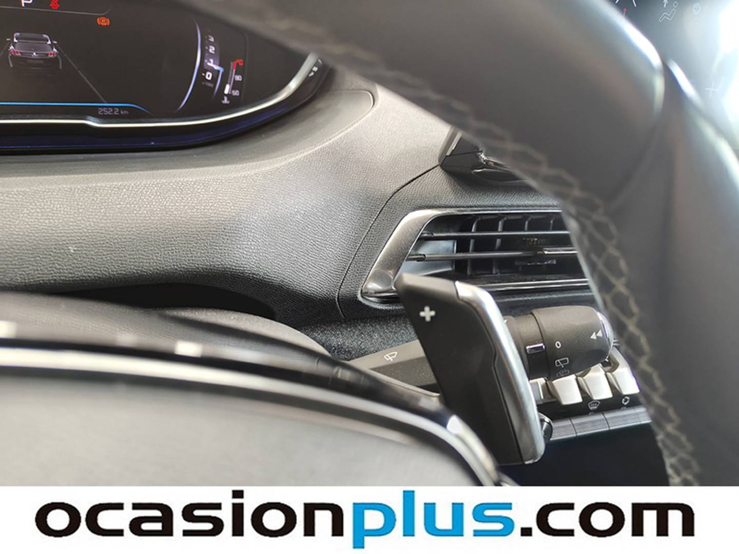 Foto Peugeot 3008 Peugeot 3008 PureTech 130 S&S Allure Pack EAT8  (130 CV)