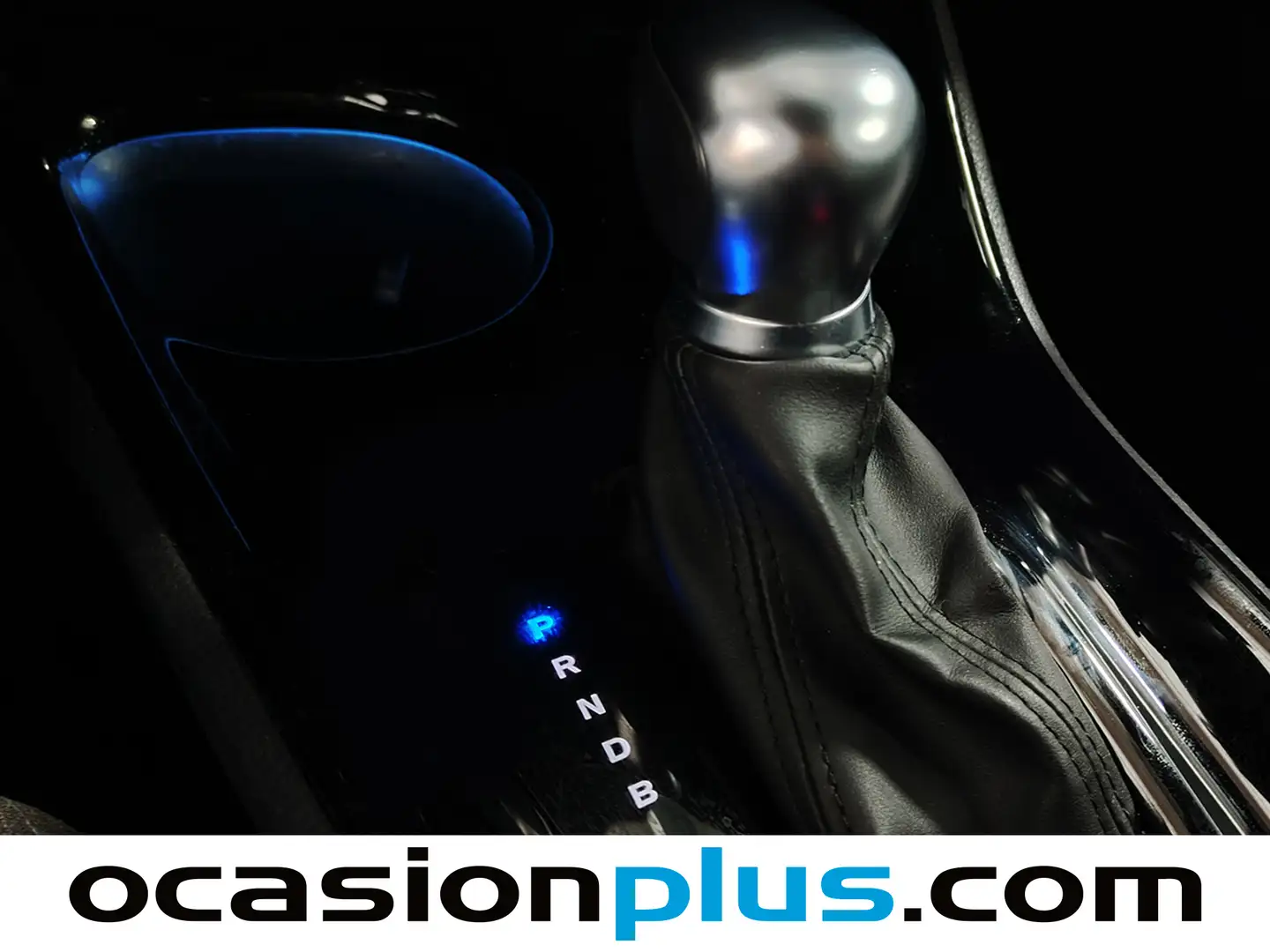 Foto Toyota C-HR Toyota C-HR 1.8 125H Advance (122 CV)