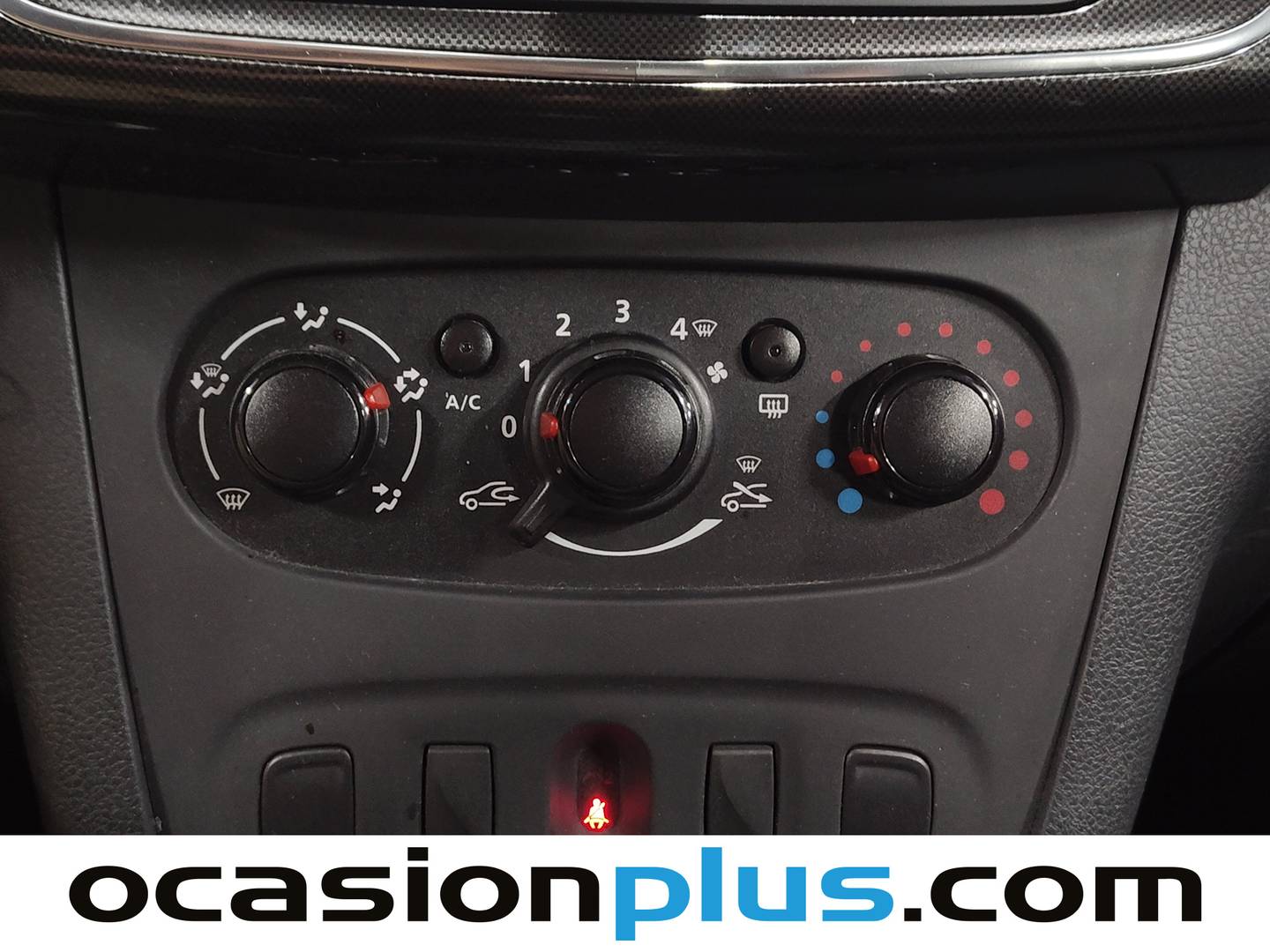 Equipamiento del Dacia Sandero Dacia Sandero Ambiance dCi (75 CV)