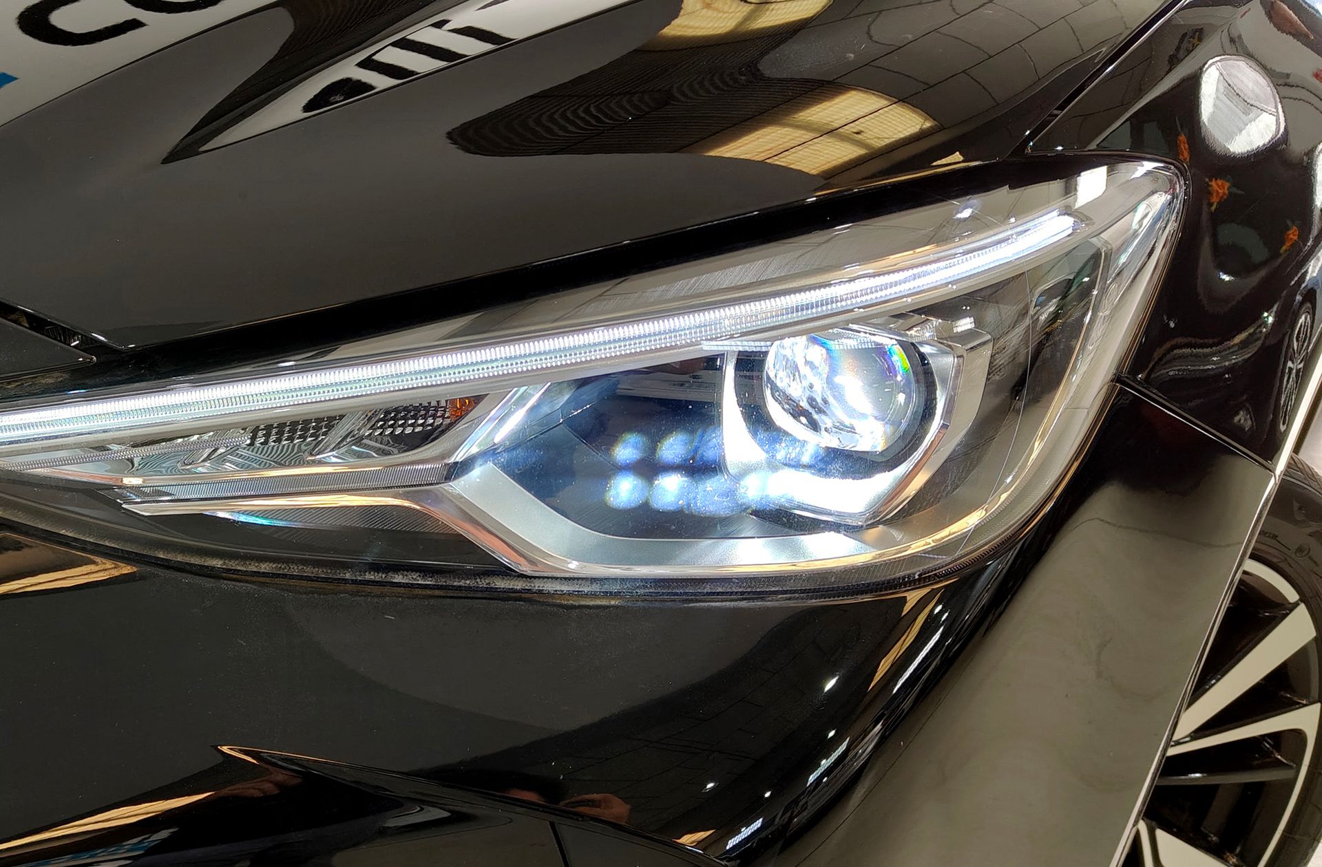 MG ZS 1.5 Hybrid+ Luxury - foto 16