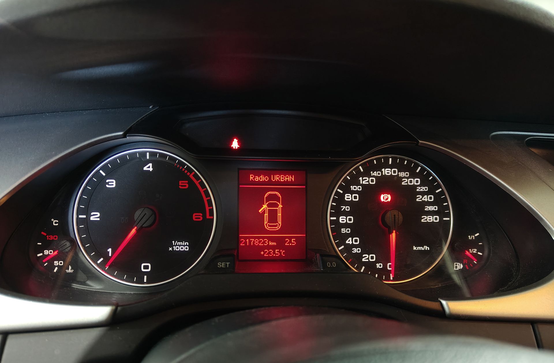 Audi A4 Avant 2.0 TDI DPF - foto 23