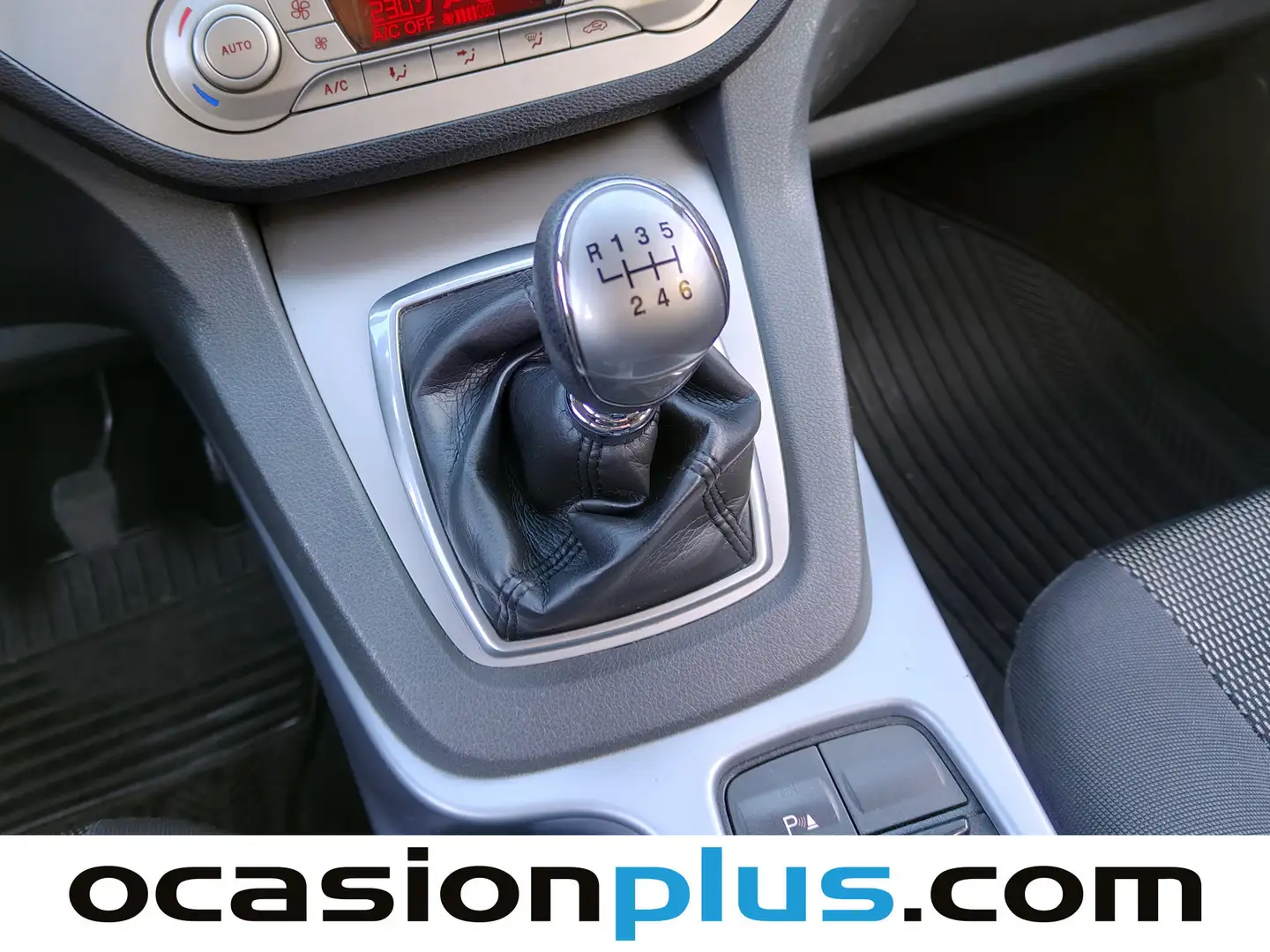 Foto Ford Kuga Ford Kuga 2.0 TDCI S&S Trend 4x2 (136 CV)