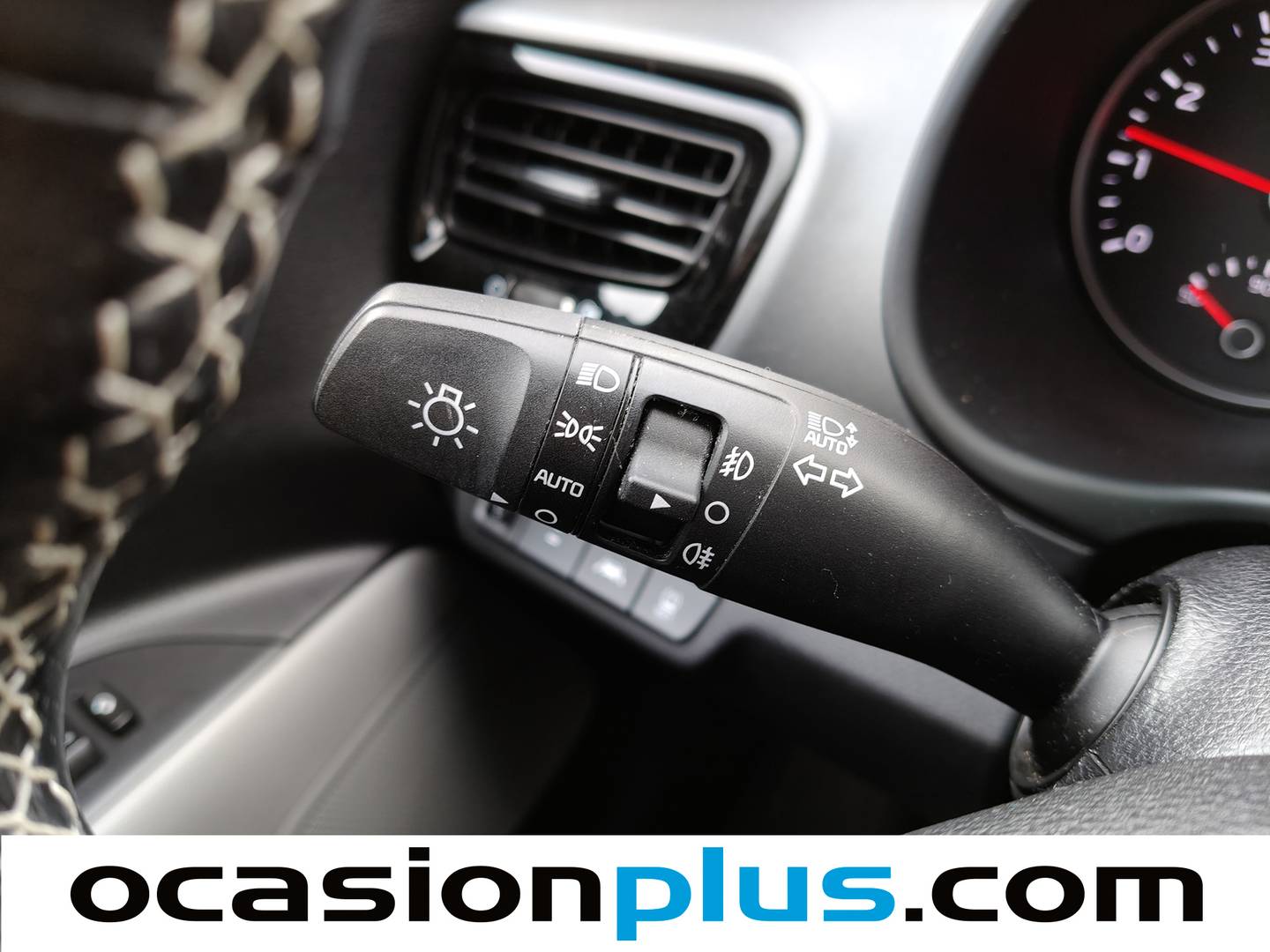 Foto KIA Stonic Kia Stonic 1.0 T-GDi Tech (120 CV)