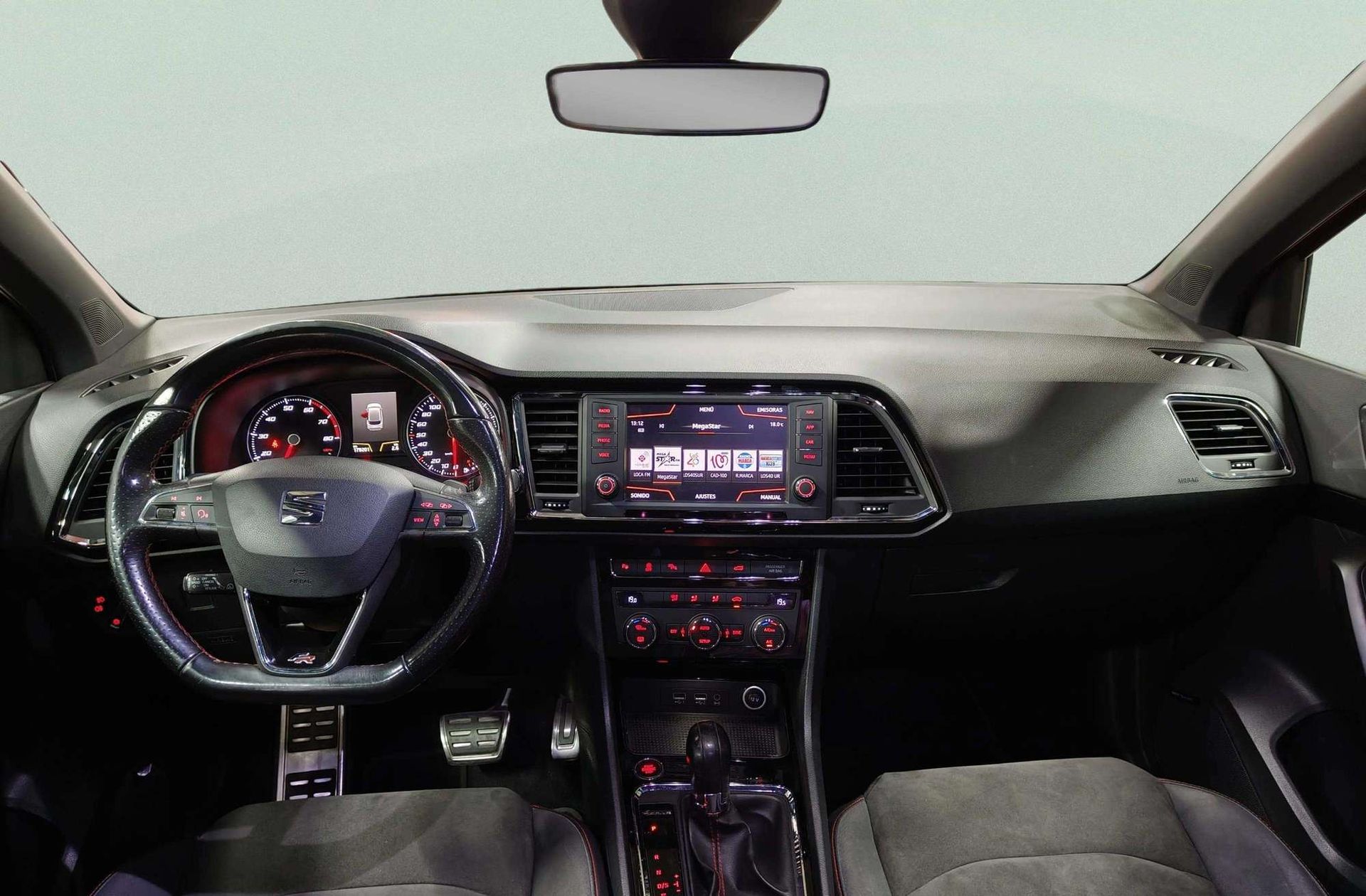 SEAT Ateca 2.0 TSI FR 4Drive DSG - foto 8
