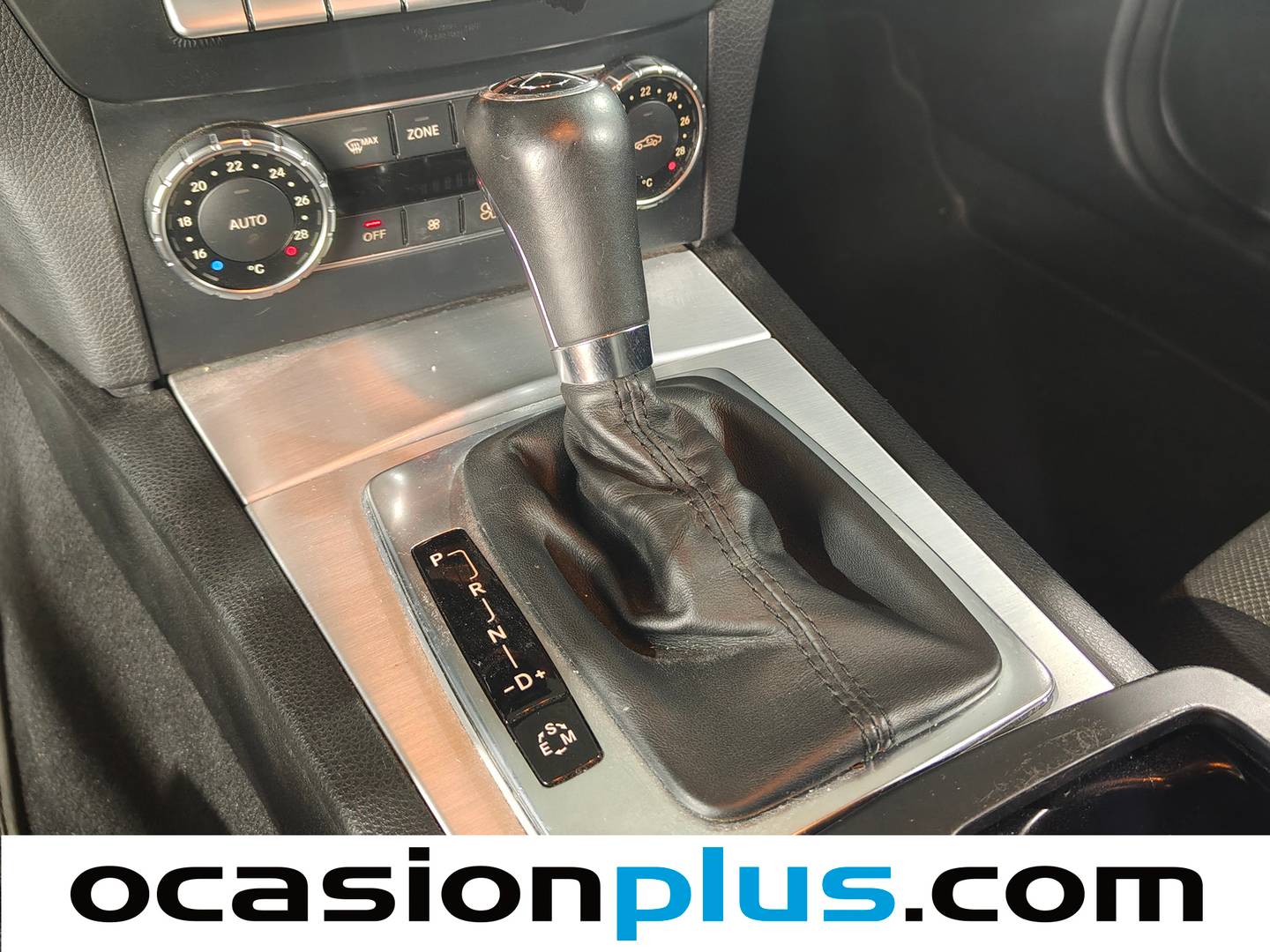 Mercedes Clase C Mercedes-Benz Clase C 180 Blue Efficiency Coupé (156 CV) Pack AMG de segunda mano