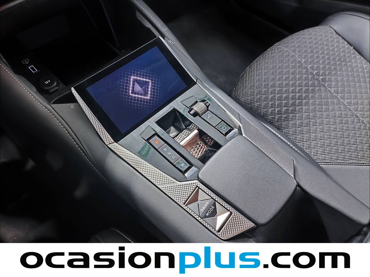 Foto DS DS 4 DS DS4 BlueHDi 130 Trocadero Auto (130 CV)