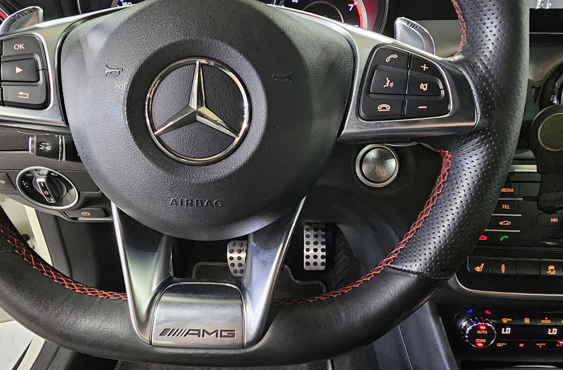 Mercedes-Benz GLA AMG 45 4Matic - foto 36