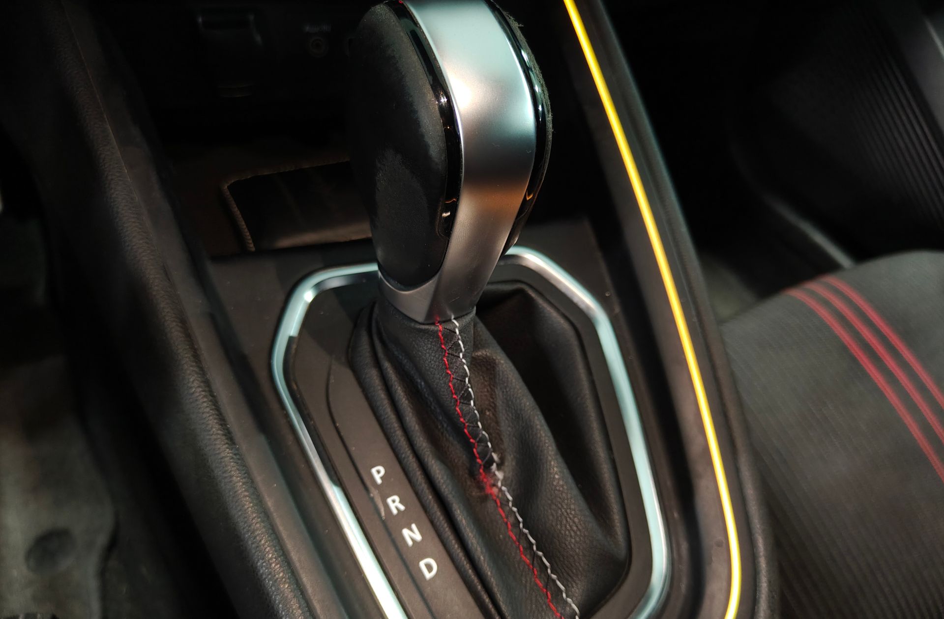 Renault Clio RS Line TCe GPF EDC - foto 6