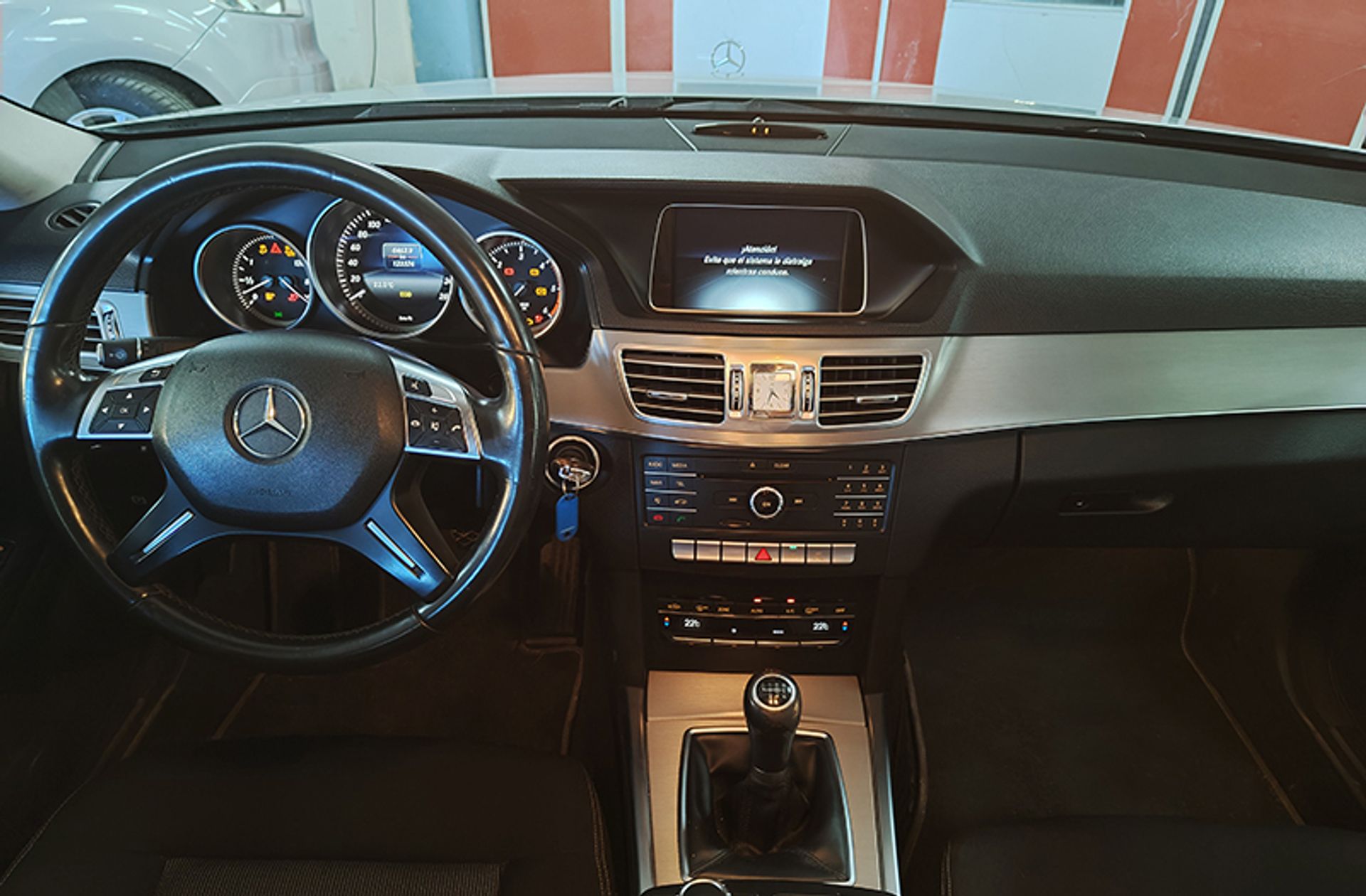 Mercedes-Benz Clase E 200 BlueTEC - foto 7