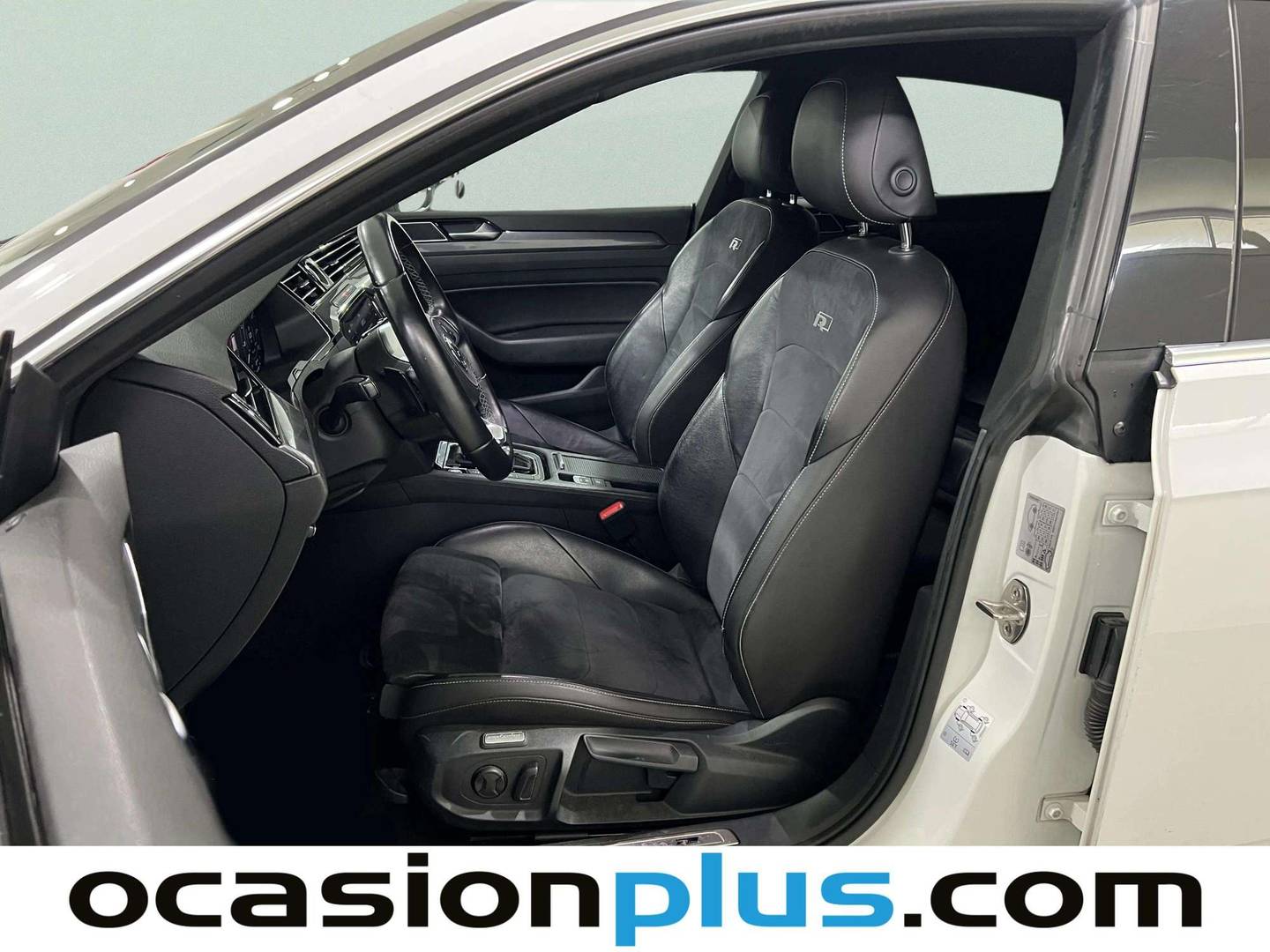 Foto Volkswagen Arteon Volkswagen Arteon R-Line 2.0 TSI (190 CV) DSG