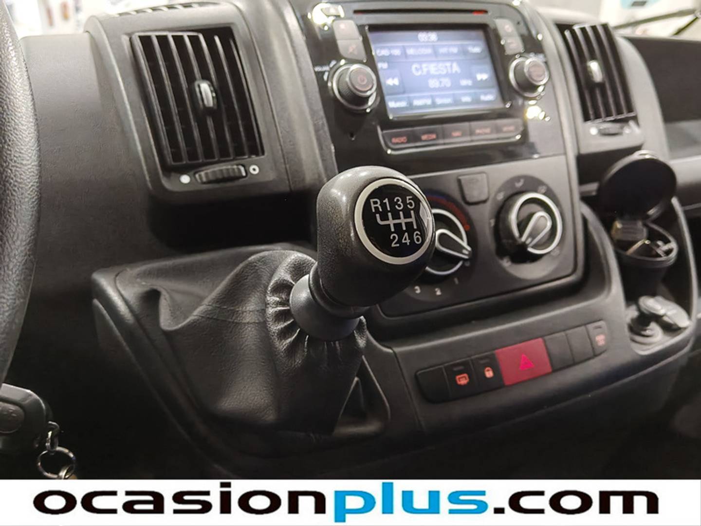 Foto Peugeot Boxer Peugeot Boxer Furgon BlueHDi 130 Pack 335 L3H2 (130 CV) Camperizada 4 Plazas