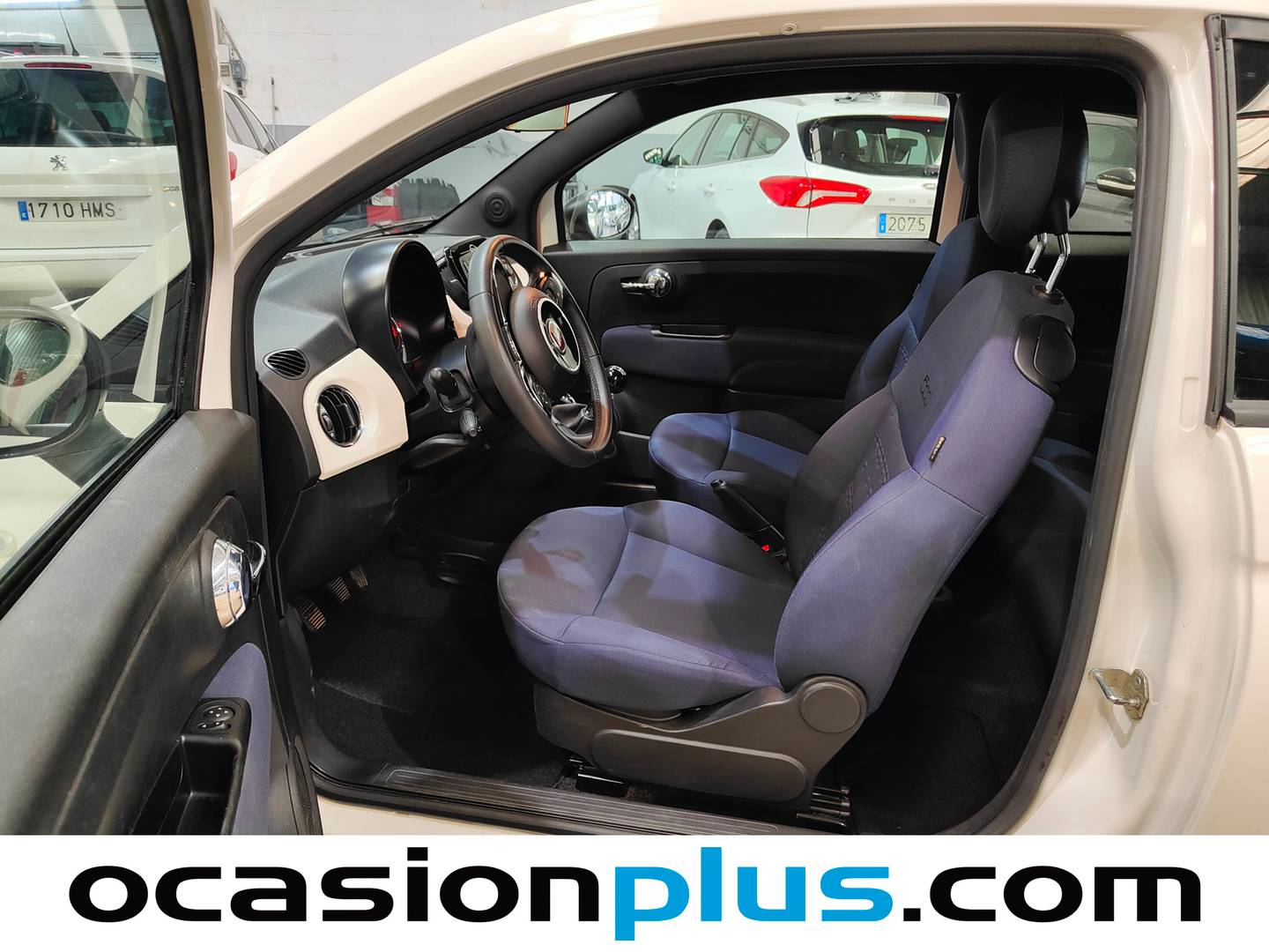Foto asientos delanteros Fiat 500 Fiat 500 1.0 Hybrid Cult (70 CV)