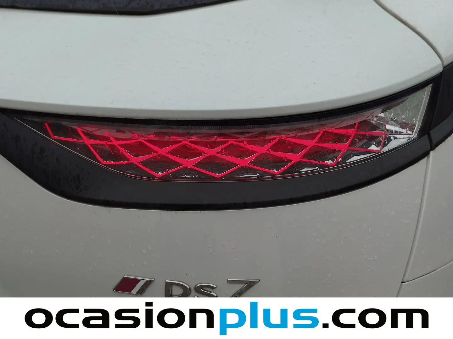 Foto DS DS 7 Crossback DS DS7 Crossback E-Tense 300 Performance Line+ 4WD Auto (300 CV)