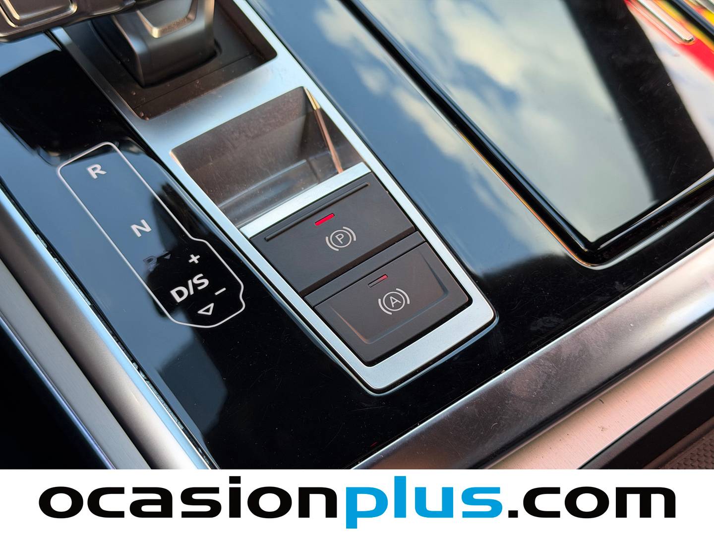 Audi Q8 Audi Q8 S Line 55 TFSI quattro (340 CV) tiptronic automático
