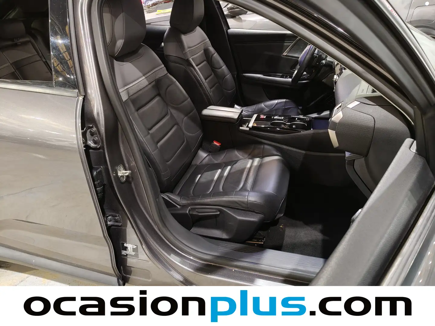 Foto Citroën C5 X Citroen C5 X PureTech 130 S&S Shine EAT8 (130 CV)