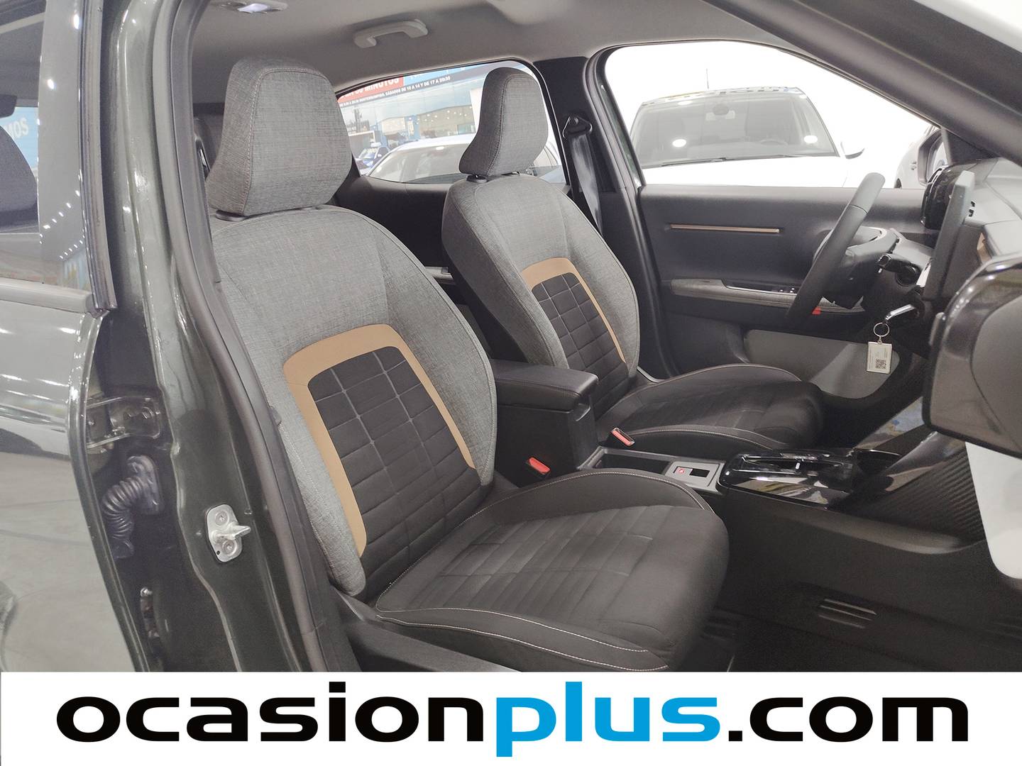 Citroën C3 Aircross Citroën C3 Aircross Hybrid 145 Plus e-DCS6 (145 CV) km 0