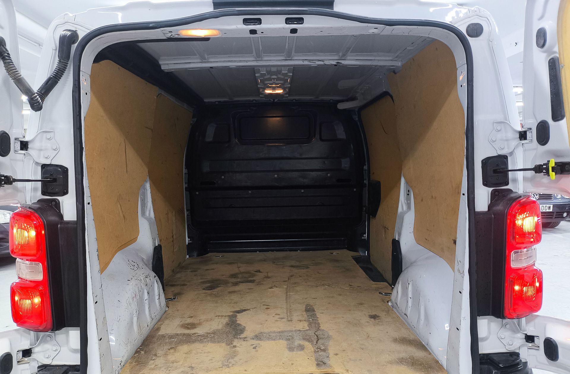Citroën Jumpy Furgon BlueHDi 120 Talla M 3 plazas - foto 15