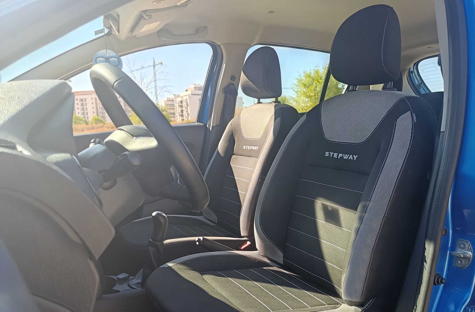 Dacia Sandero Stepway TCe - foto 8