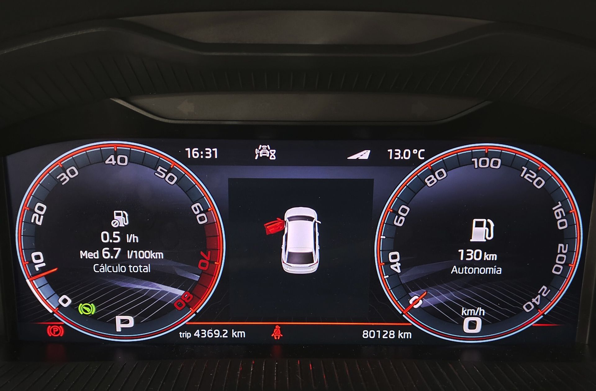 Škoda Scala 1.5 TSI Montecarlo DSG - foto 25