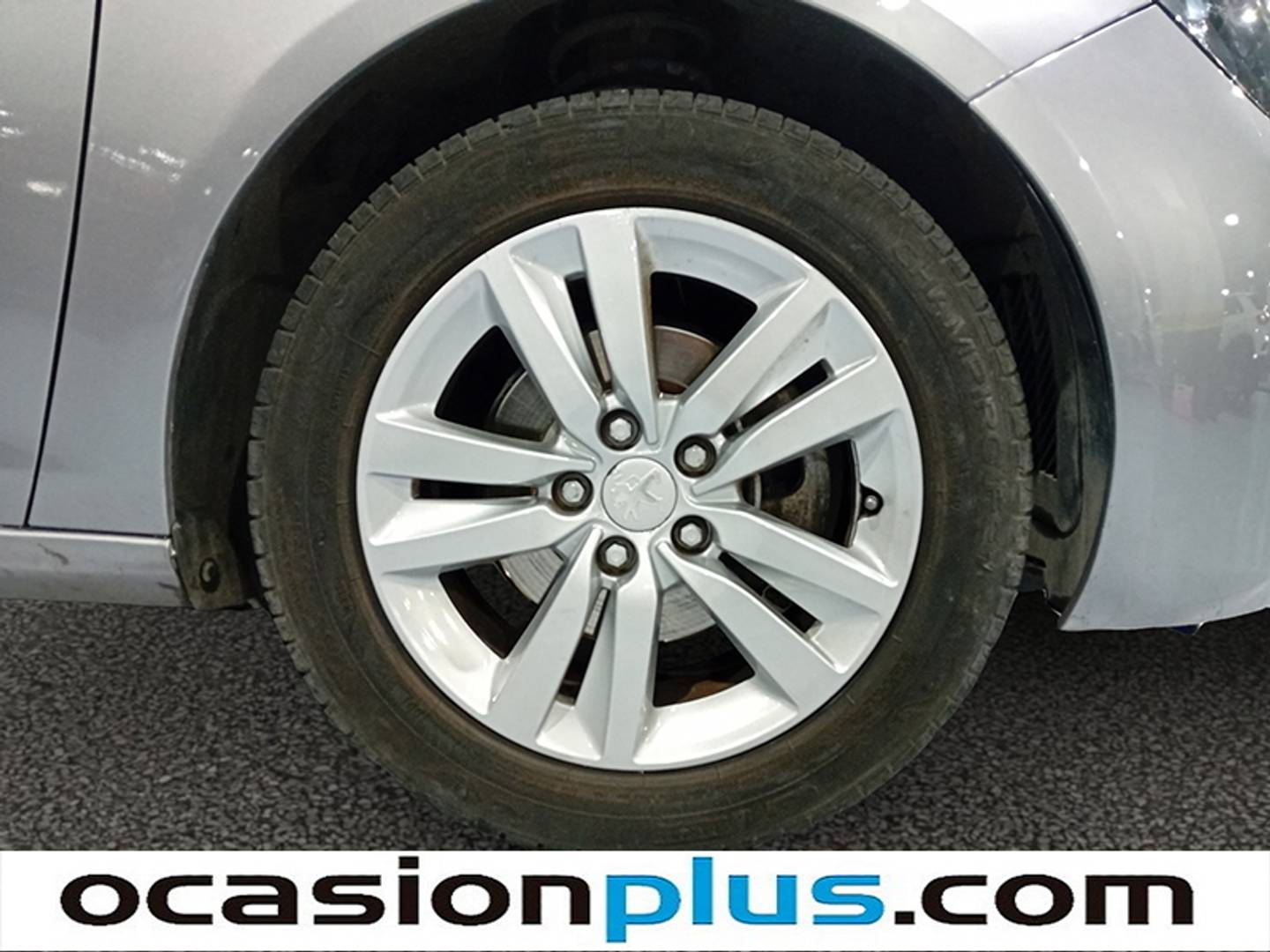 Foto Peugeot 308 Peugeot 308 PureTech 130 Active (130 CV)