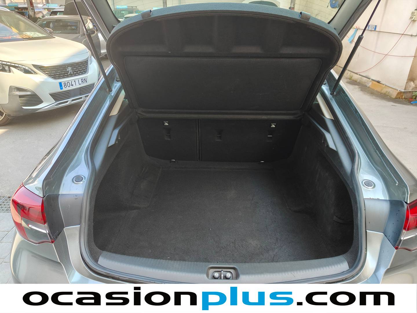 Fotos maletero Opel Insignia Opel Insignia GS 1.6 CDTi Turbo D Excellence (136 CV)