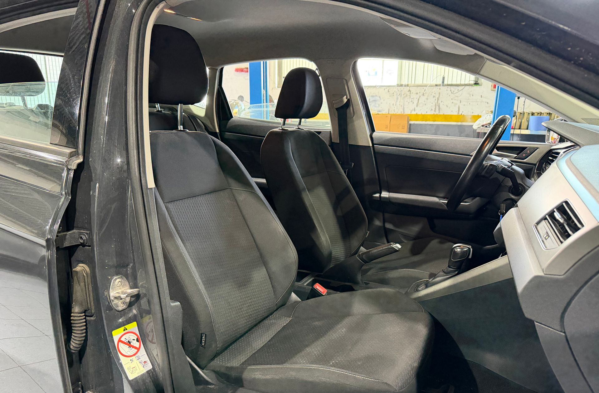 Volkswagen Polo Advance 1.0 TSI DSG - foto 16