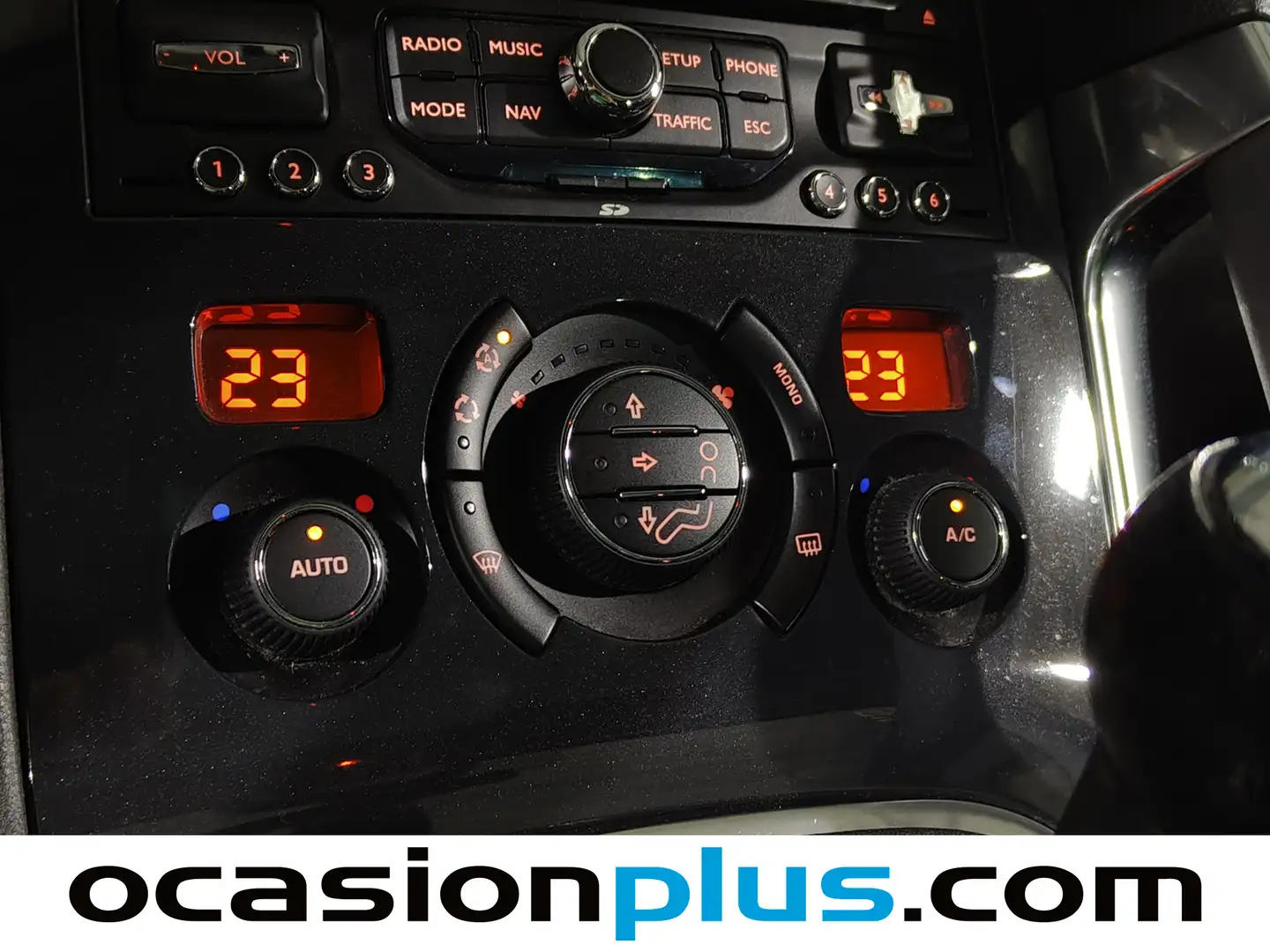 Foto Peugeot 3008 Peugeot 3008 1.6 VTI Sport Pack (120 CV)