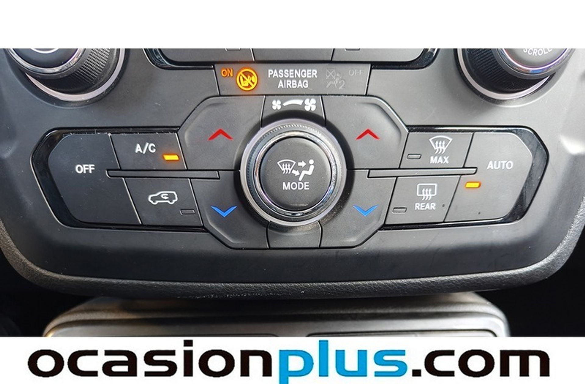 Jeep Renegade 1.0G Night Eagle II 4x2 - foto 25
