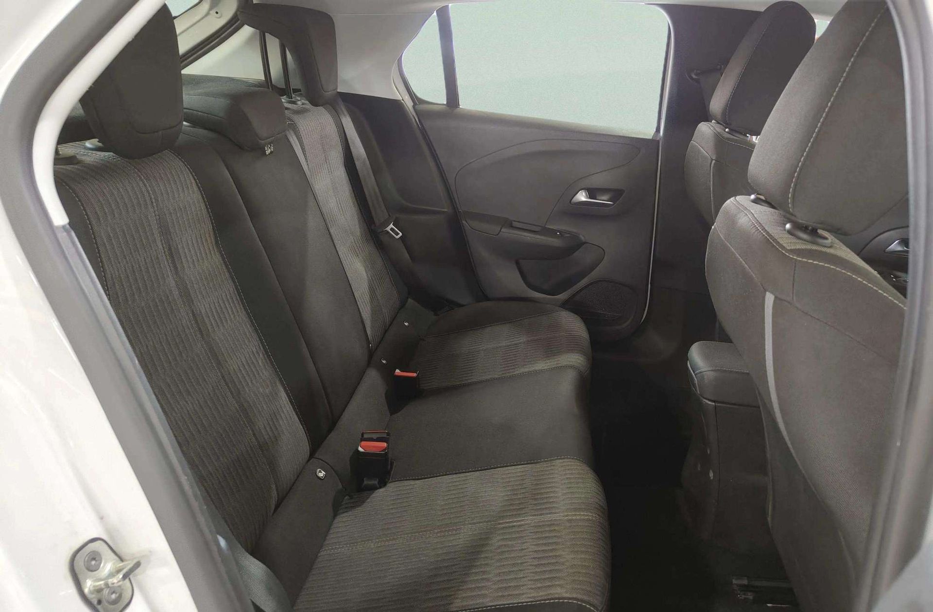 Opel Corsa 1.2 XEL Edition - foto 17