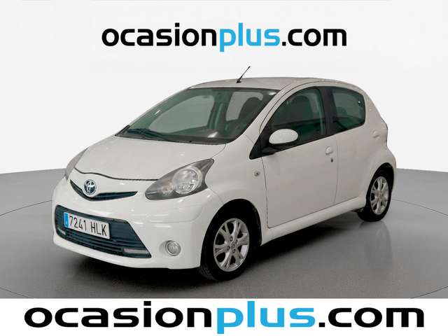 Toyota Aygo 70 Live  (68 CV) de segunda mano