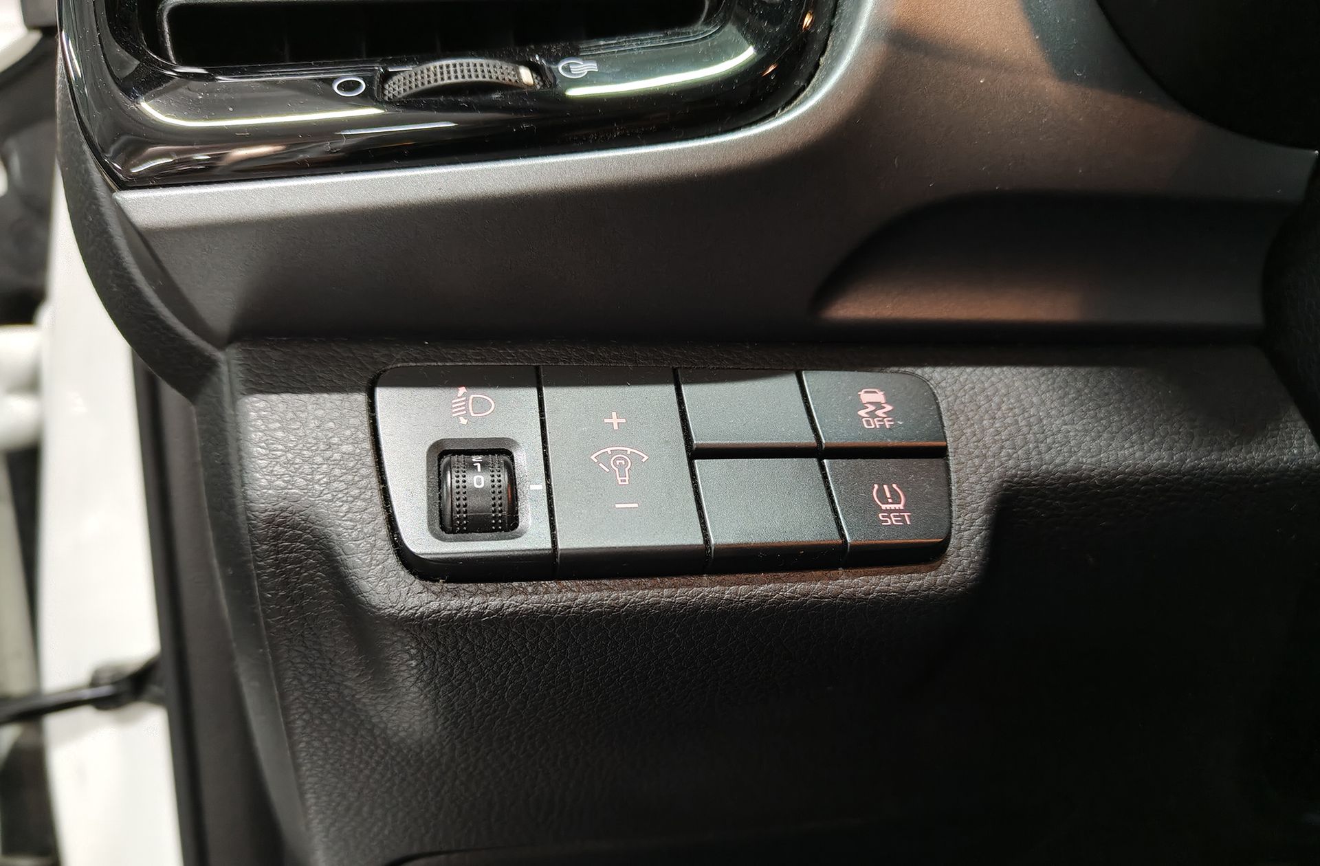Kia Stonic 1.0 T-GDi Drive - foto 22