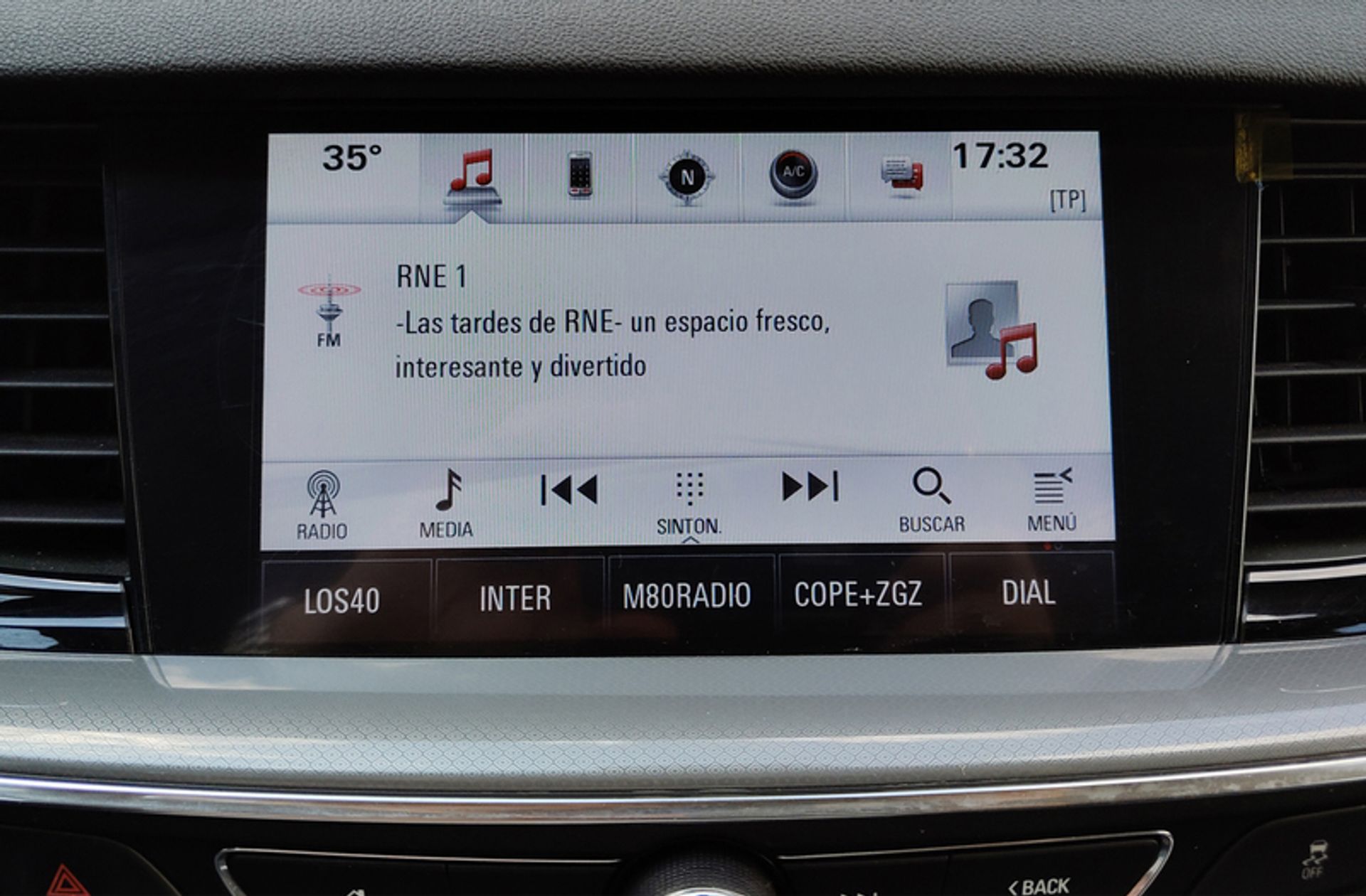 Opel Insignia GS 1.5 Turbo XFL ecoTEC Selective - foto 36