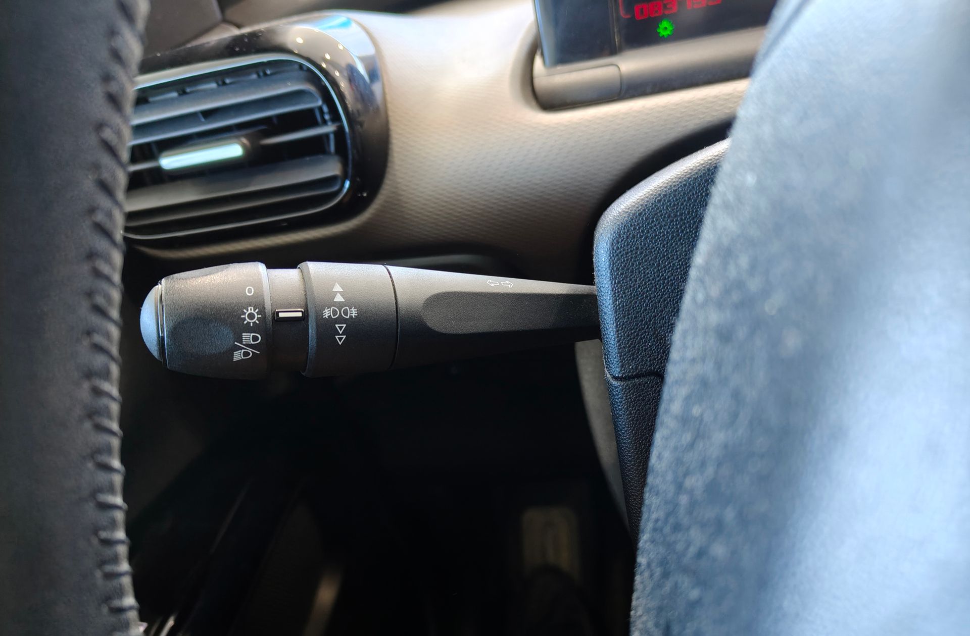 Citroën C4 Cactus 1.2 VTi Feel Fine - foto 21