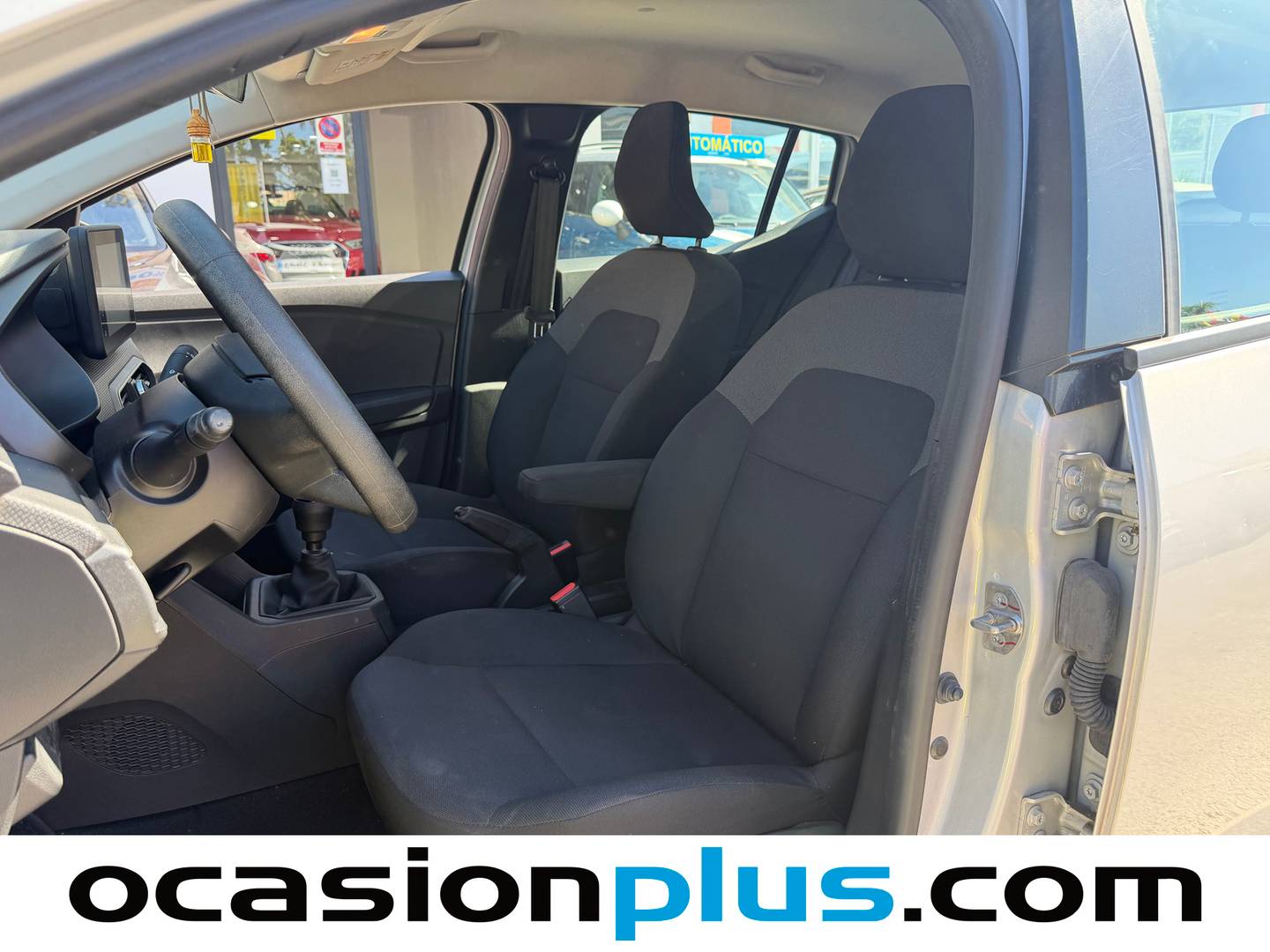 Foto asientos delanteros Dacia Sandero Dacia Sandero Essential TCe (91 CV)